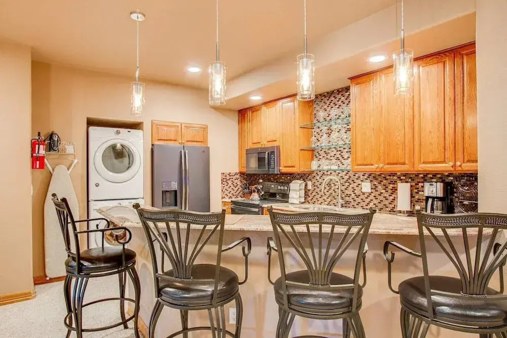 3bdwhere the Foxes Runluxurious, Usaf Academy