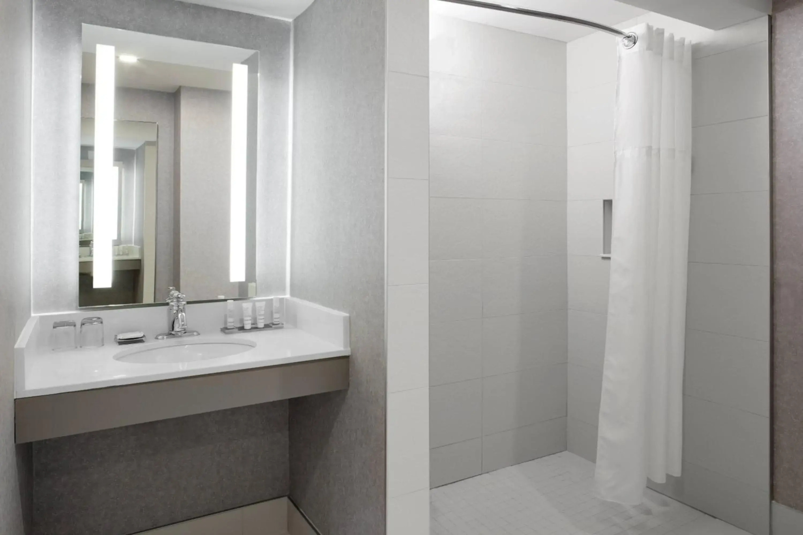 Montreal Marriott Chateau Champlain