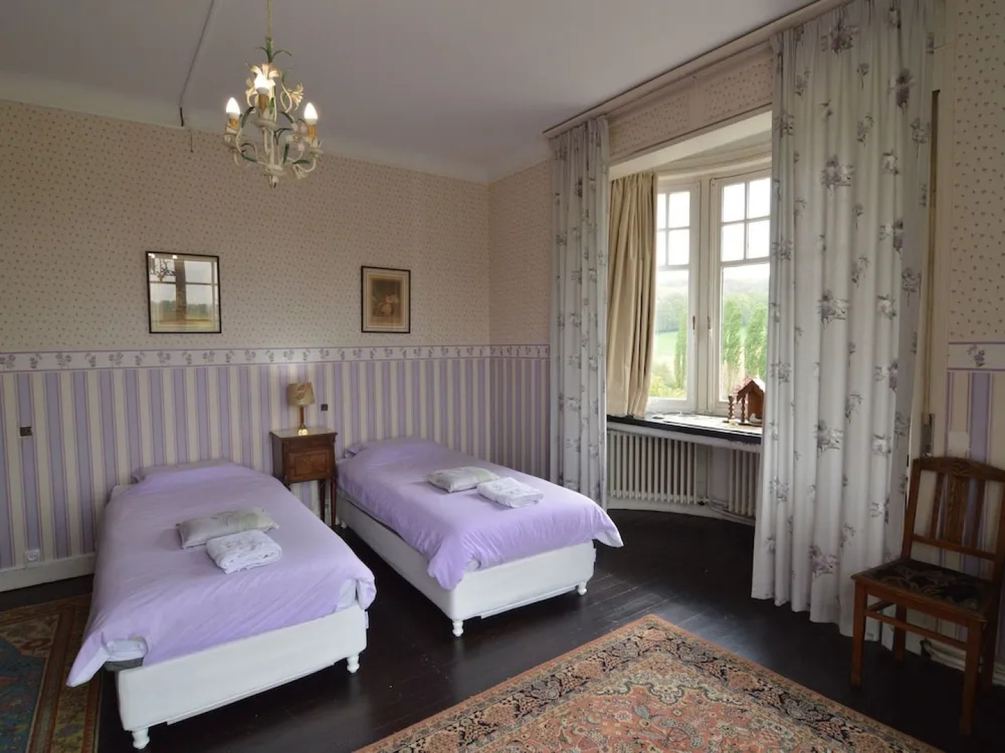 Ravishing Holiday Home in Ronse With Sauna