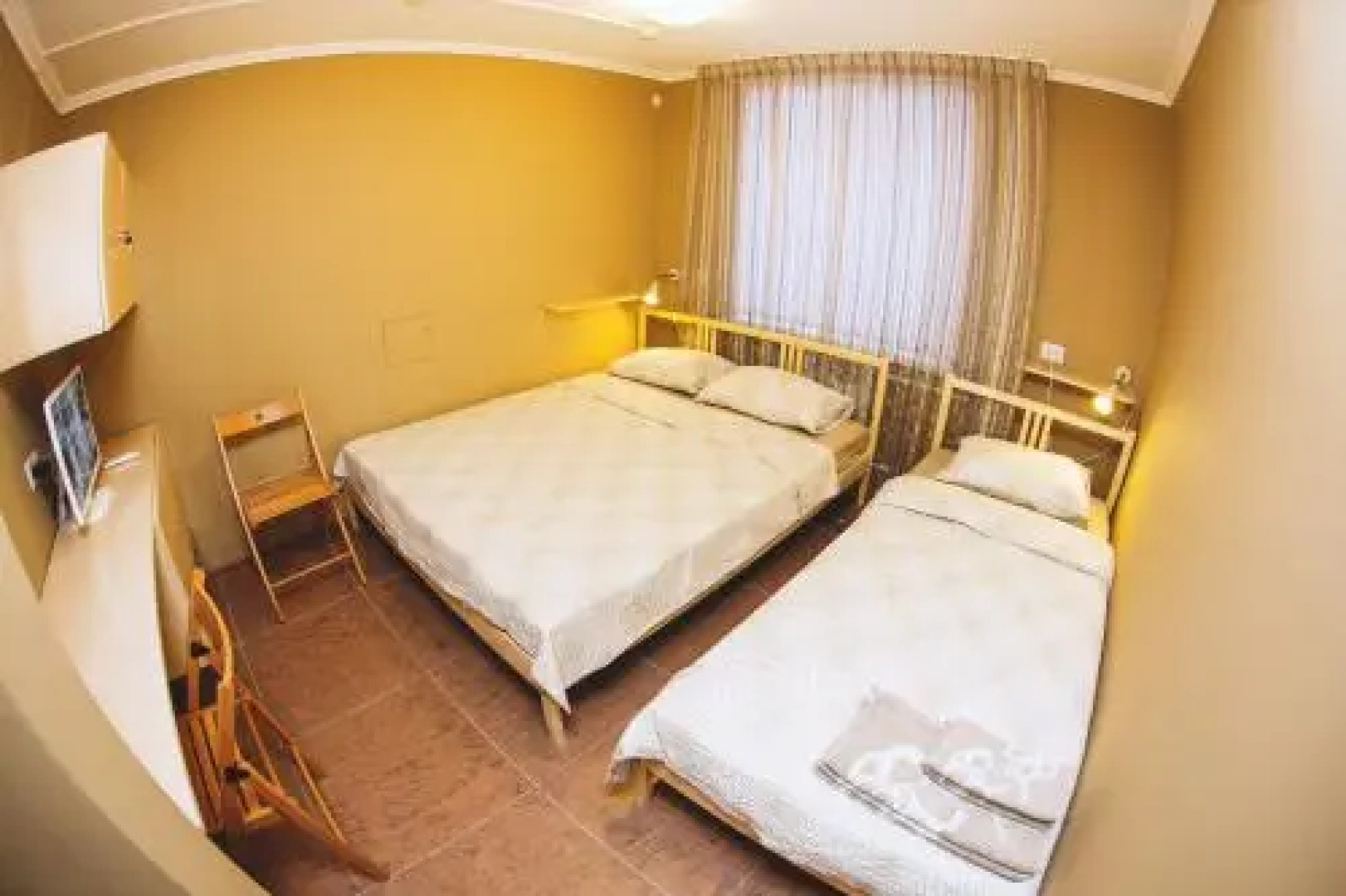 Mini-Hotel At Grandfather Lenin's