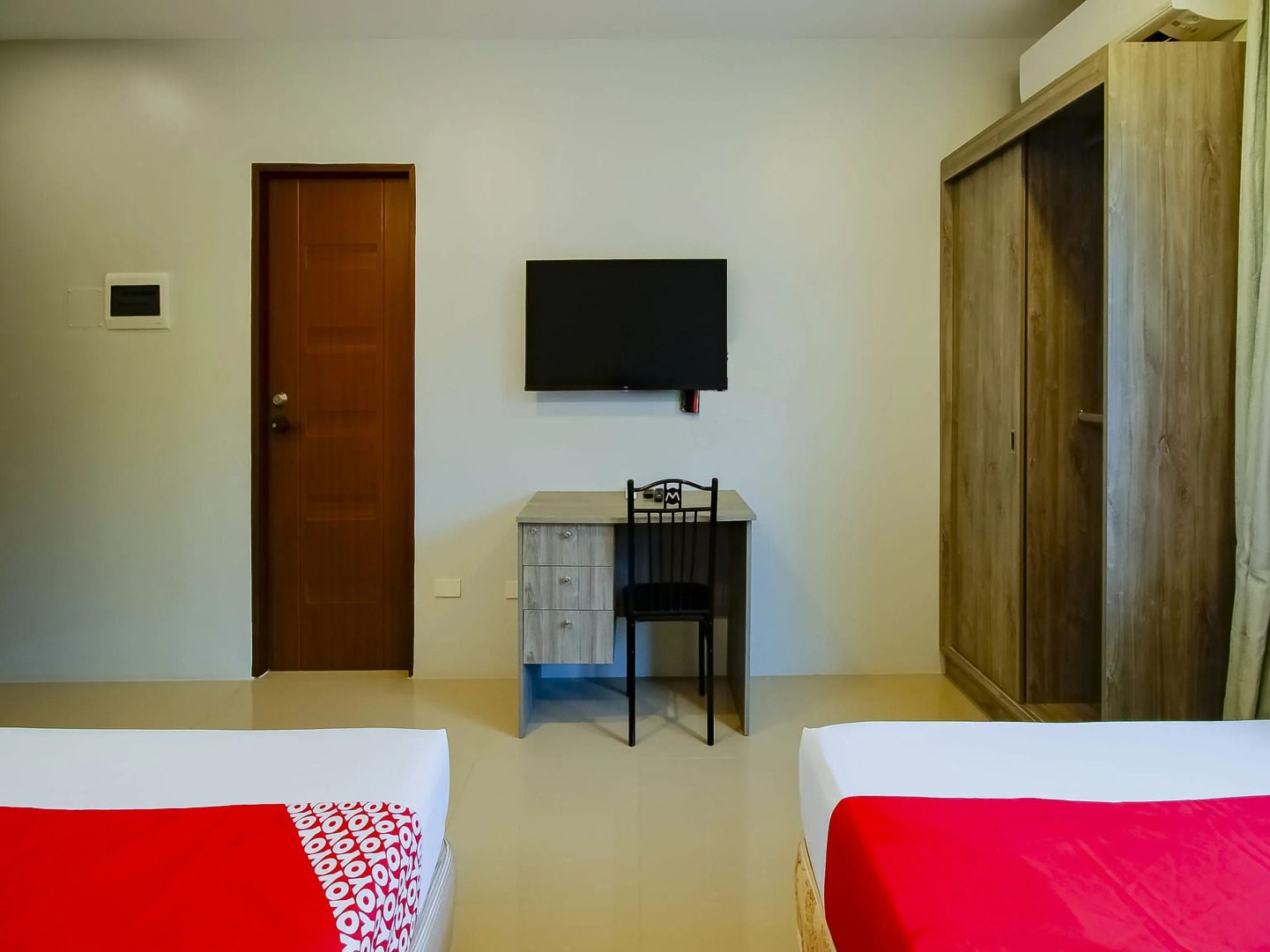 Vaccinated Staff -  849 Carcar Eco Farm Resorts