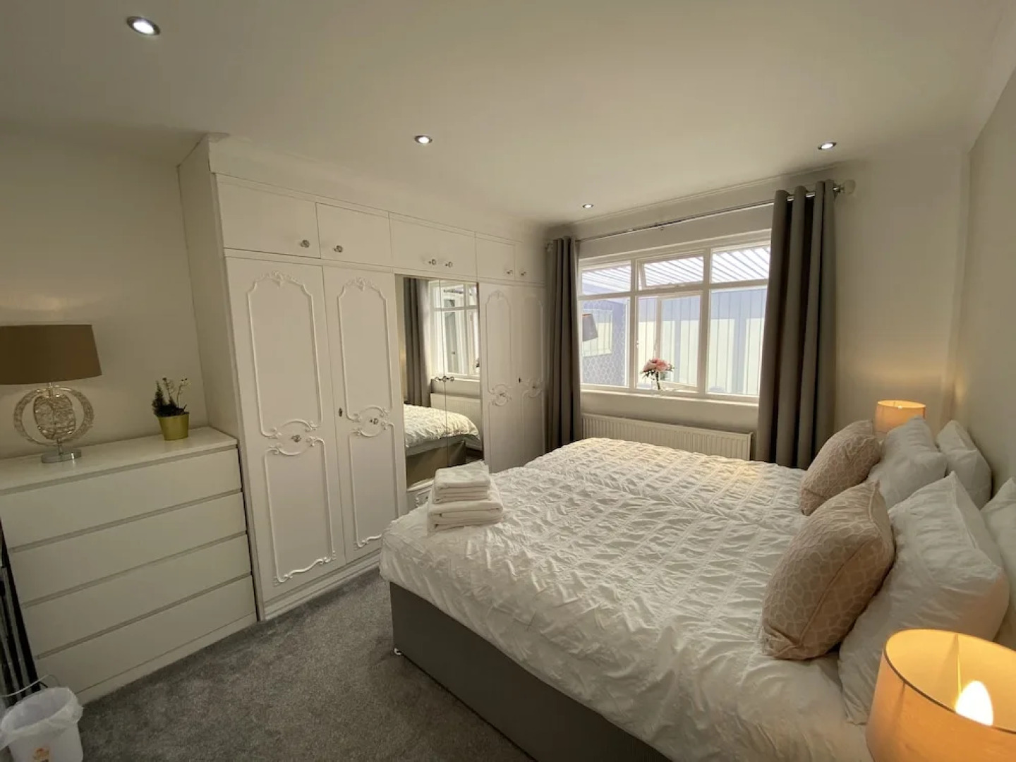 Inviting 2-Bed Bungalow