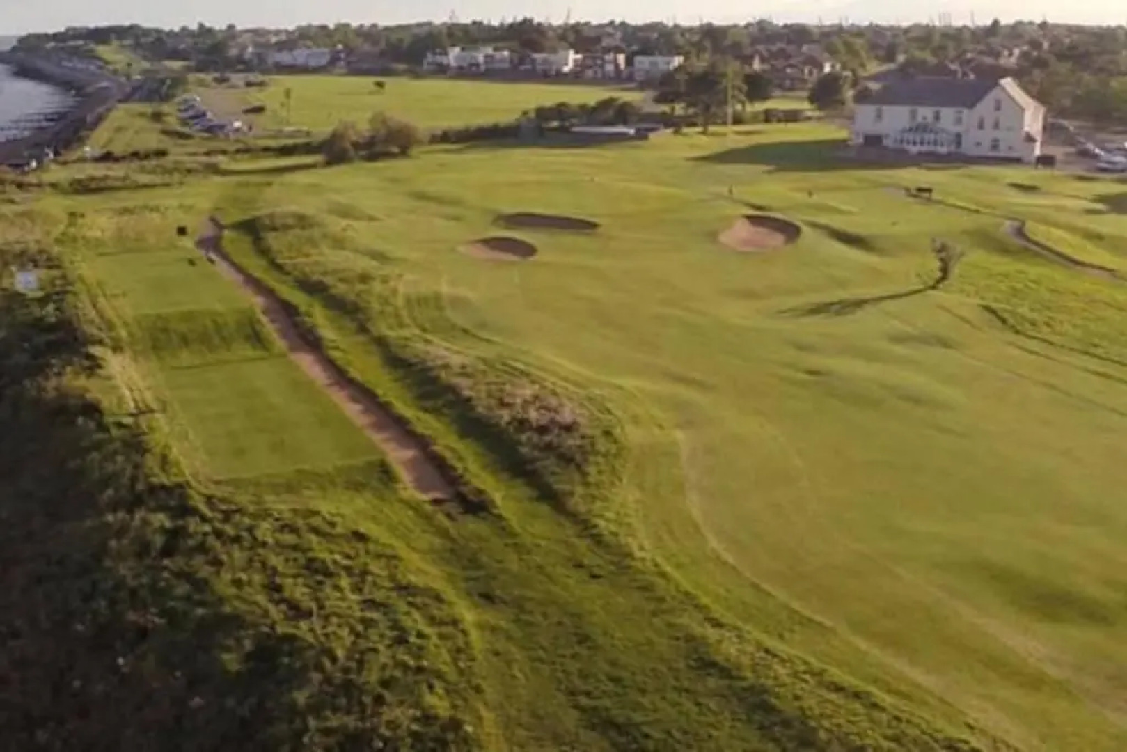 2 Bedroom Seafront Apartment