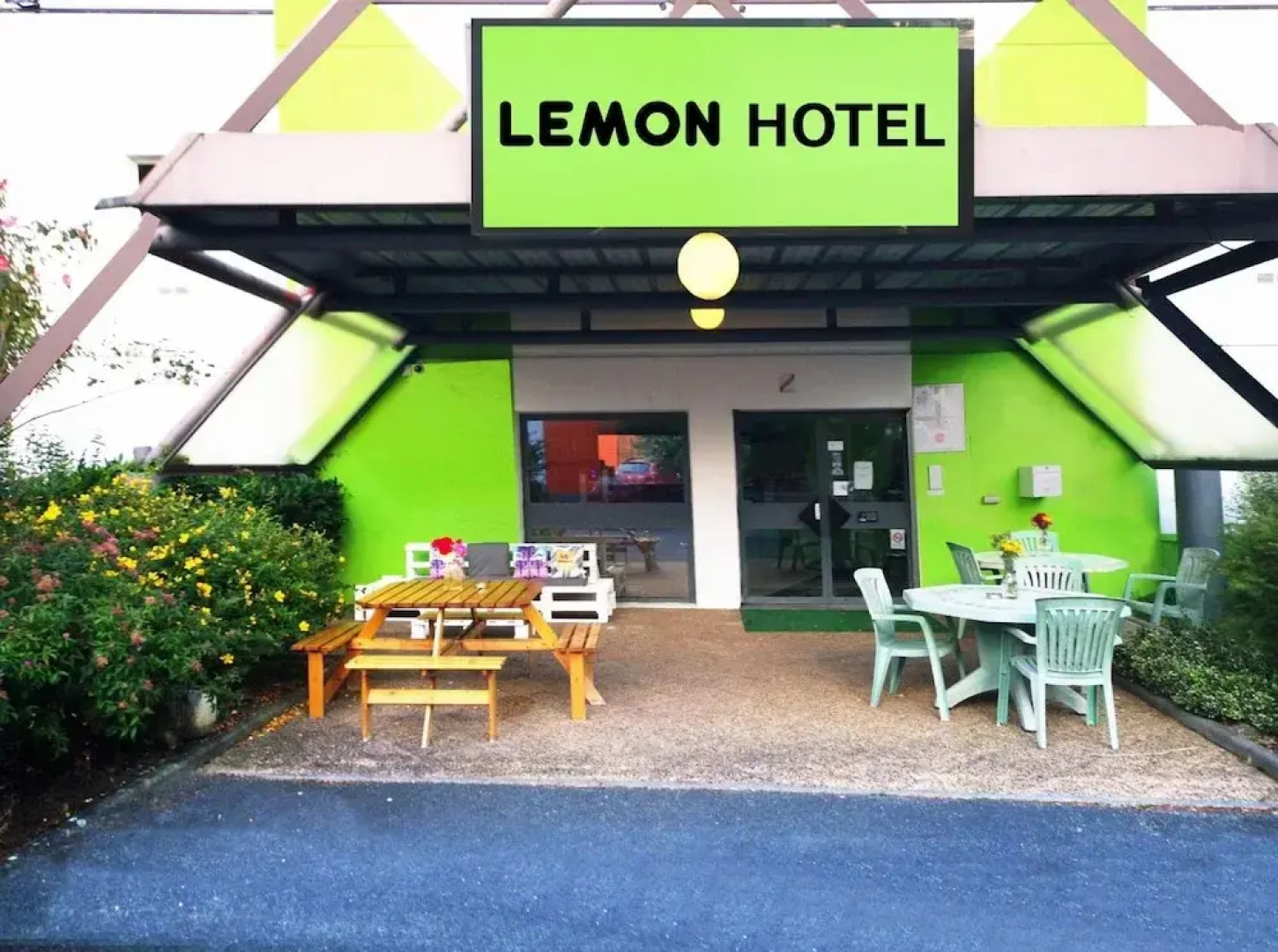 Lemon Hotel Chatellerault