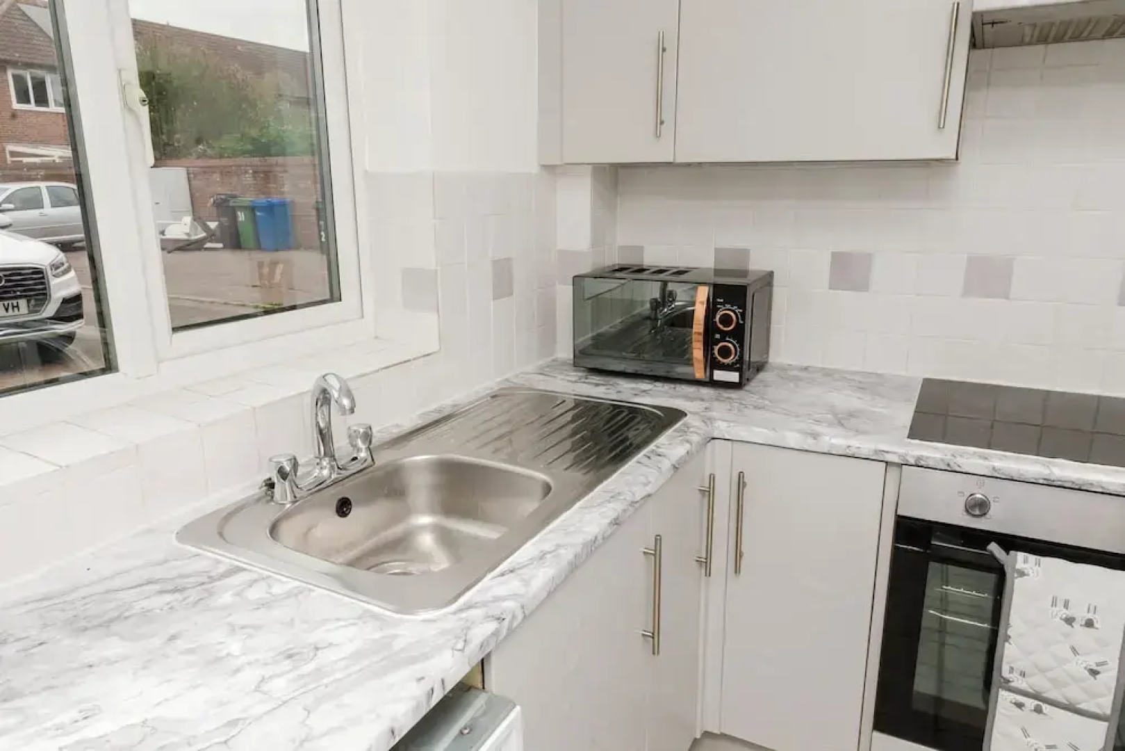 Corby-2 Bedroom-1bathroom-parking - Upto 5 Guests