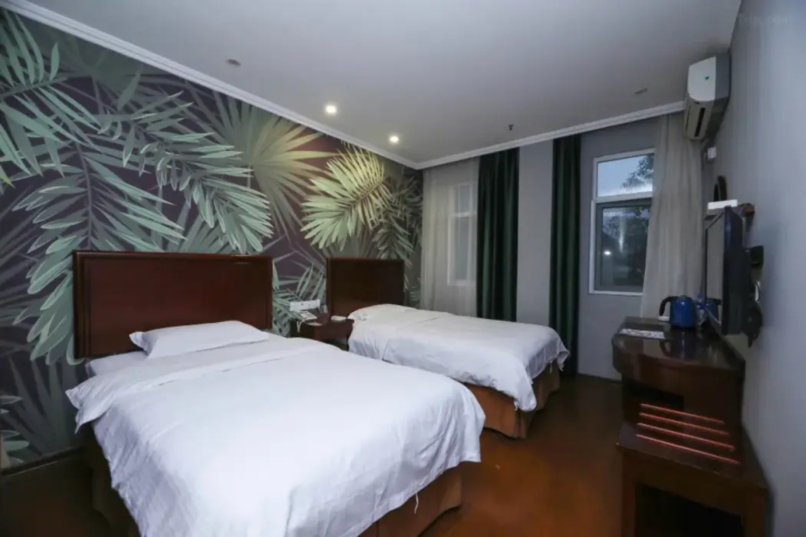 GreenTree Inn Ningbo Dongqianhu Yinxian Mozhi North Road Business Hotel