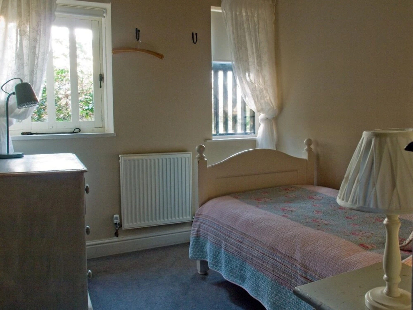 Hues Peice Paynes Farm