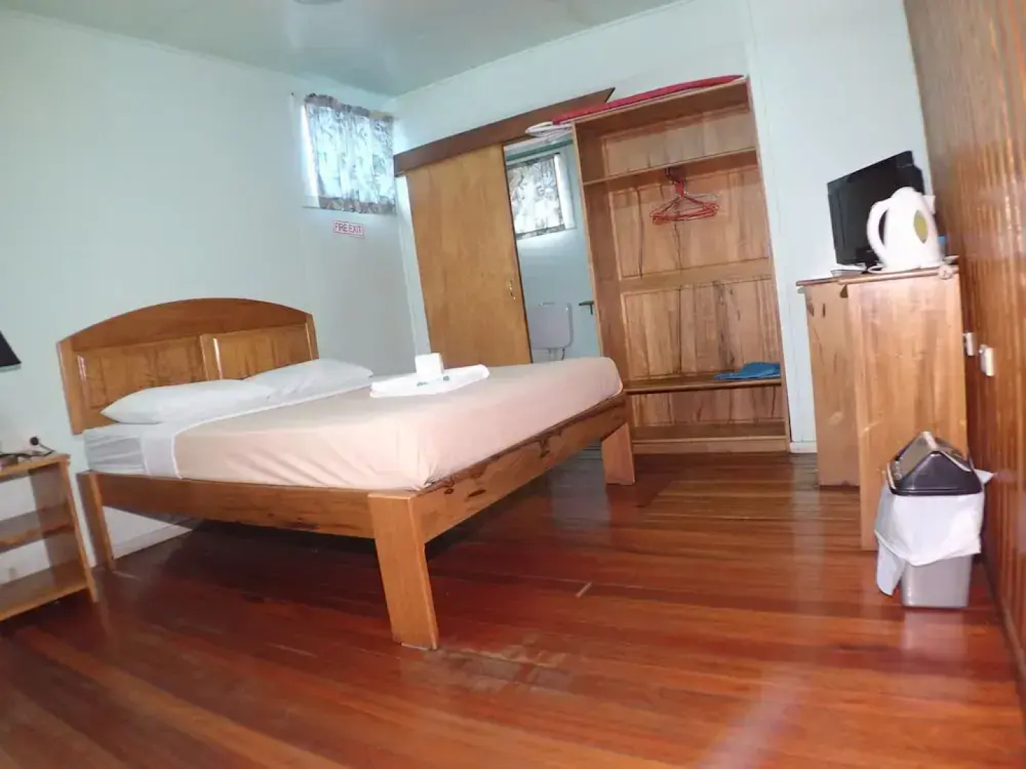 Taklam Lodge