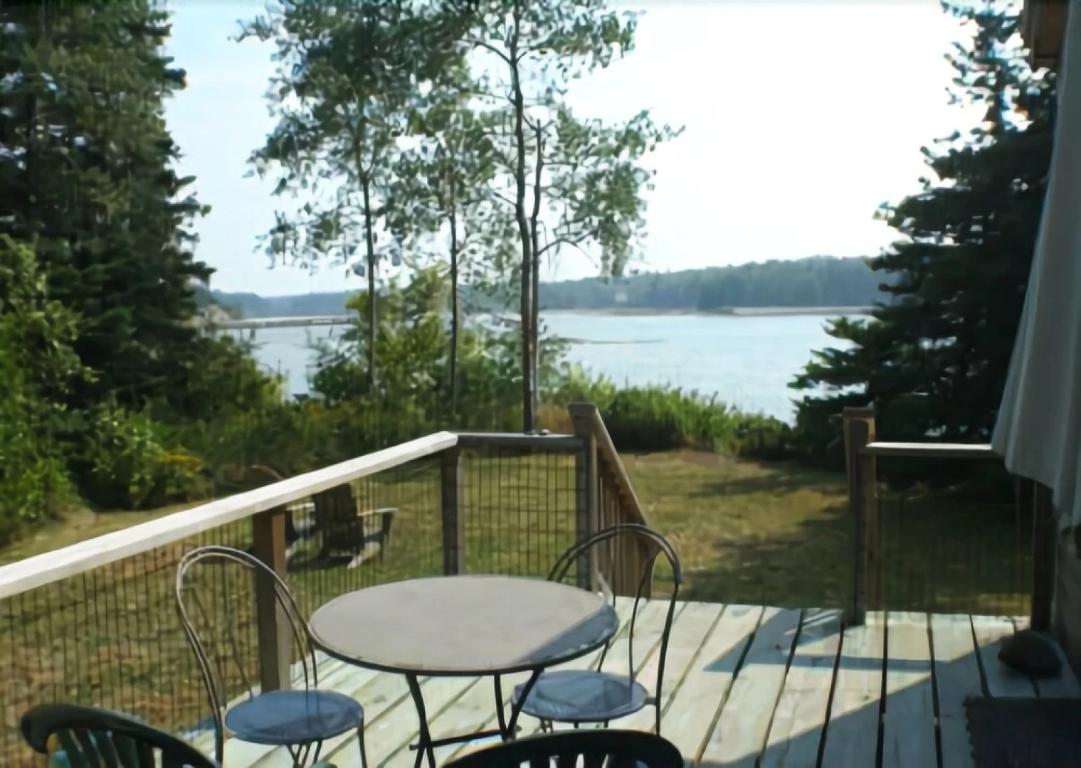 Dow Road Waterfront Cottage - One Bedroom Home
