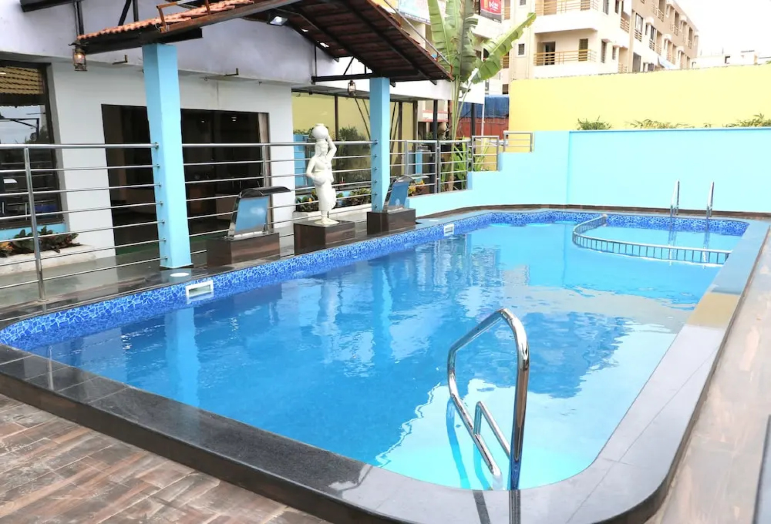 Hotel Comfort Inn