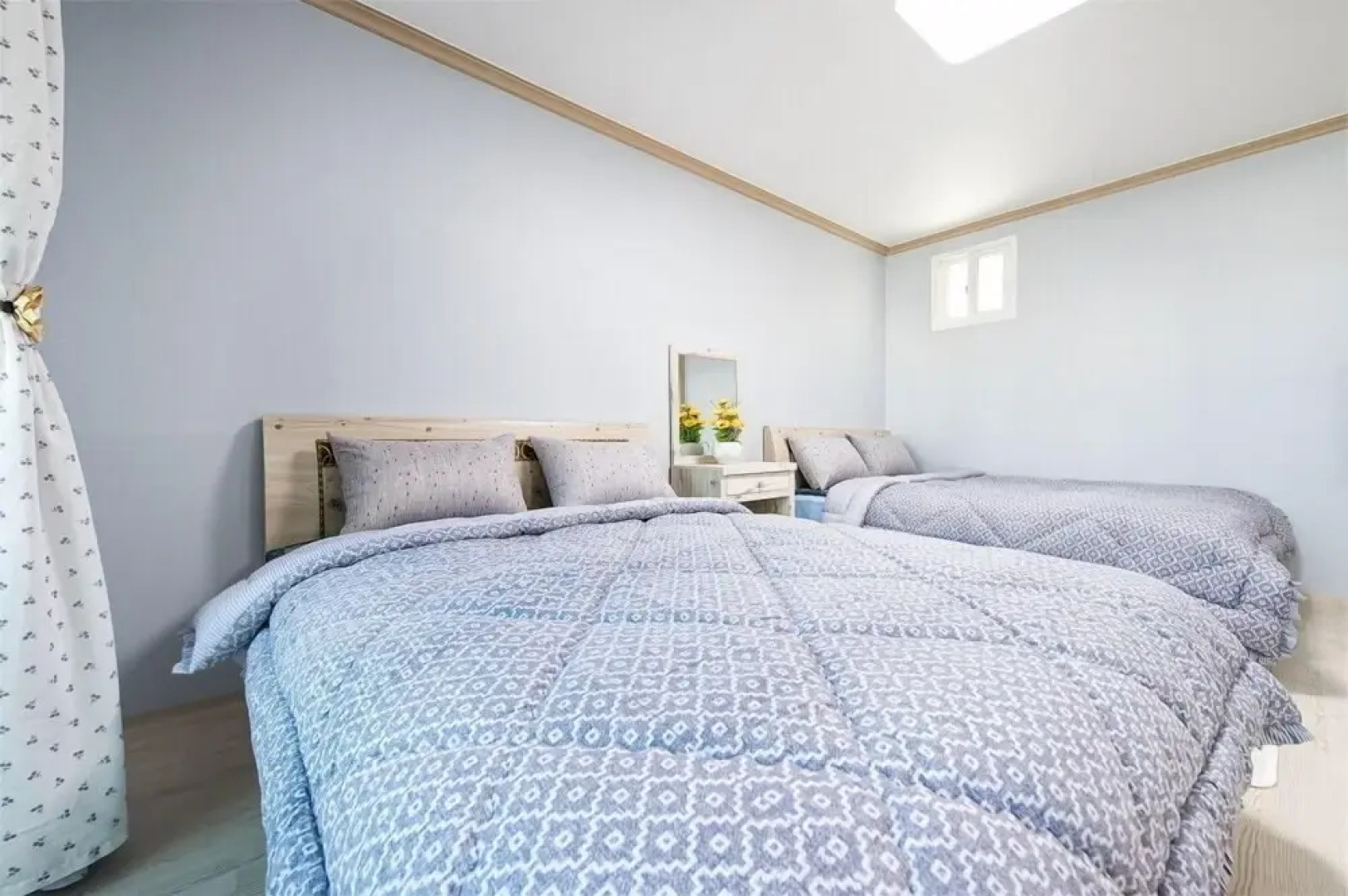 Persimmon Tree Pension