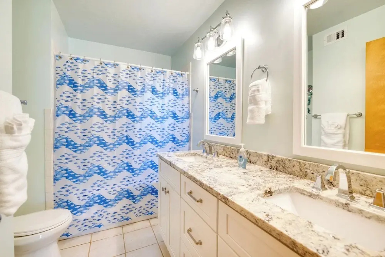 Cedar Key Condo w/ Balcony & Gulf Views!