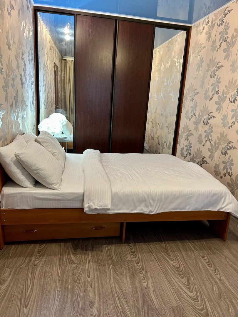 Home Hotel On Kirova 83