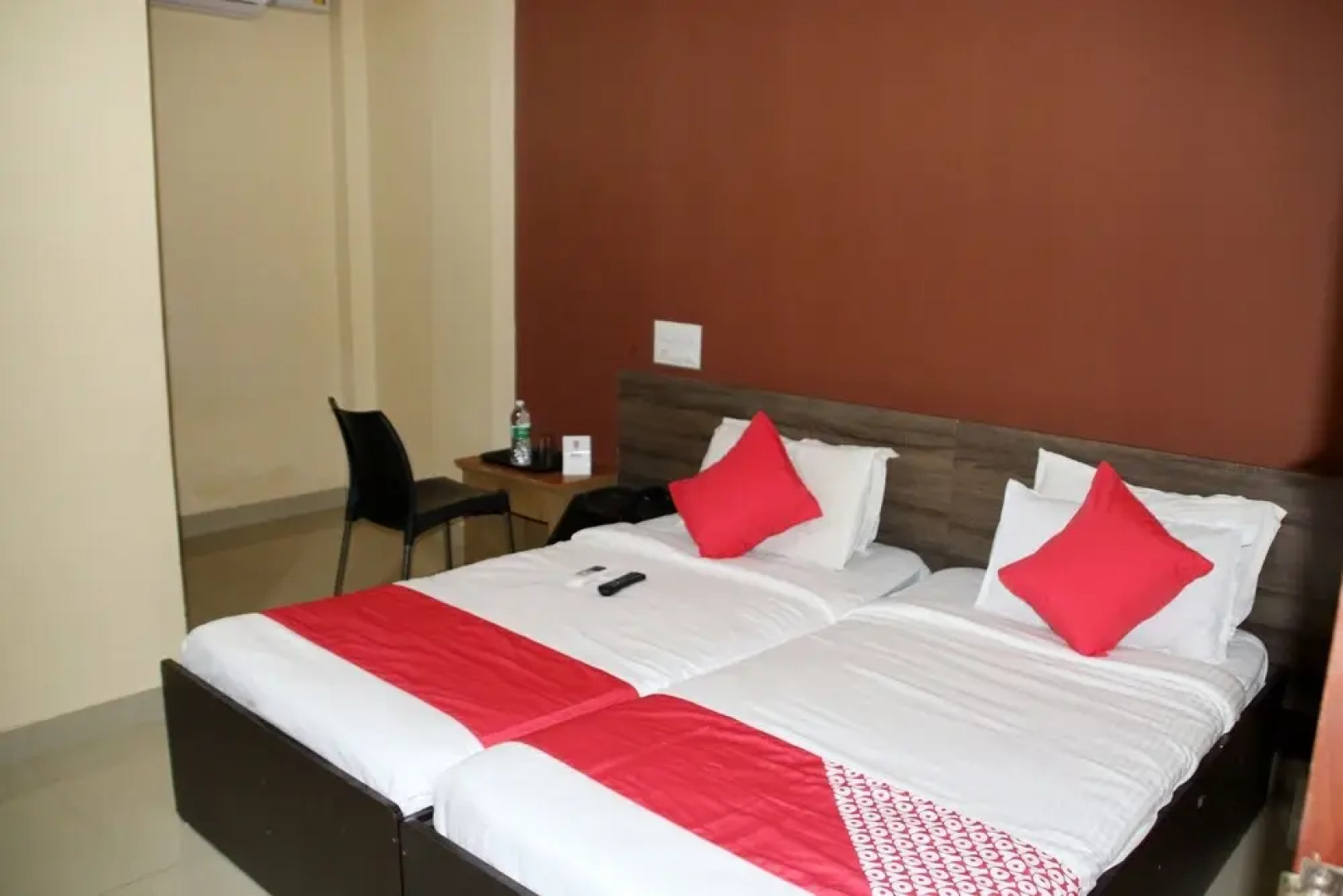 OYO 23423 Hotel Malabar Palace