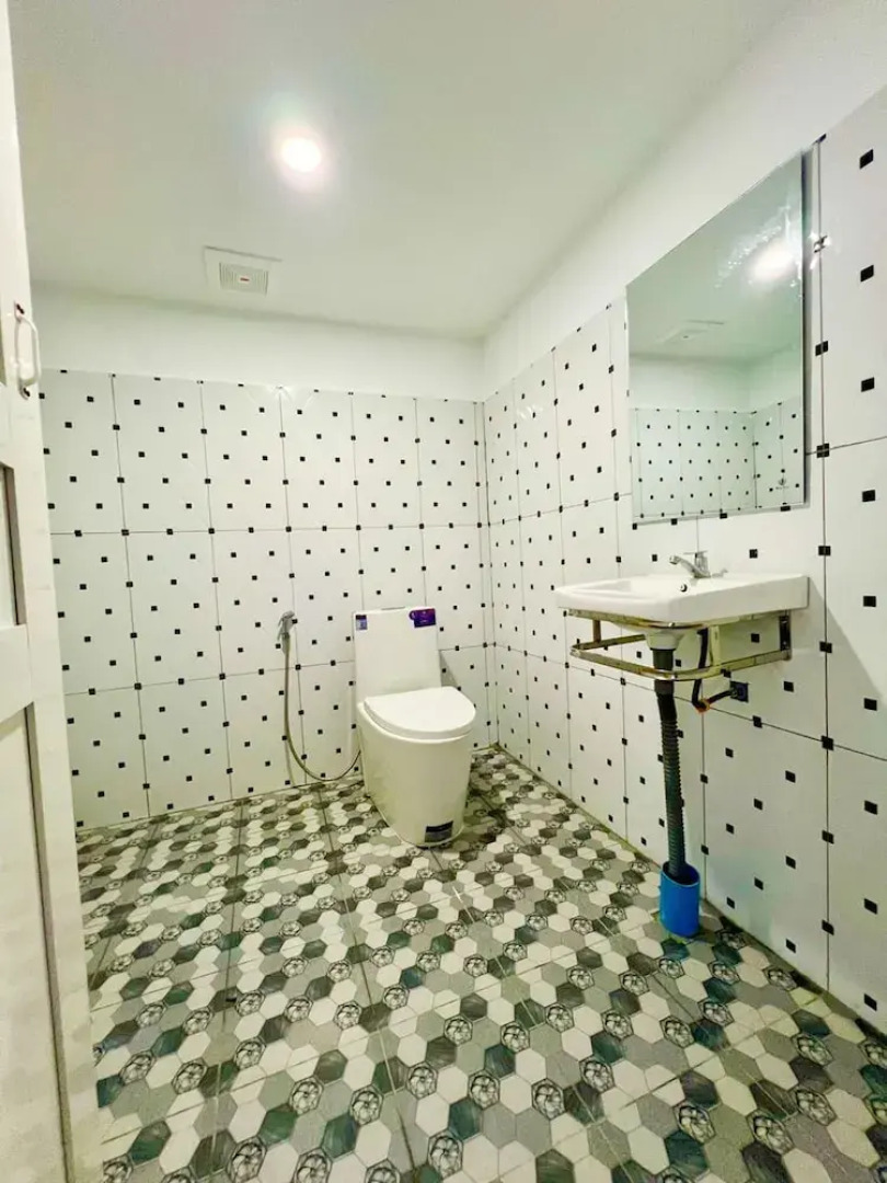 SELA Bungalow and Italian Restaurant