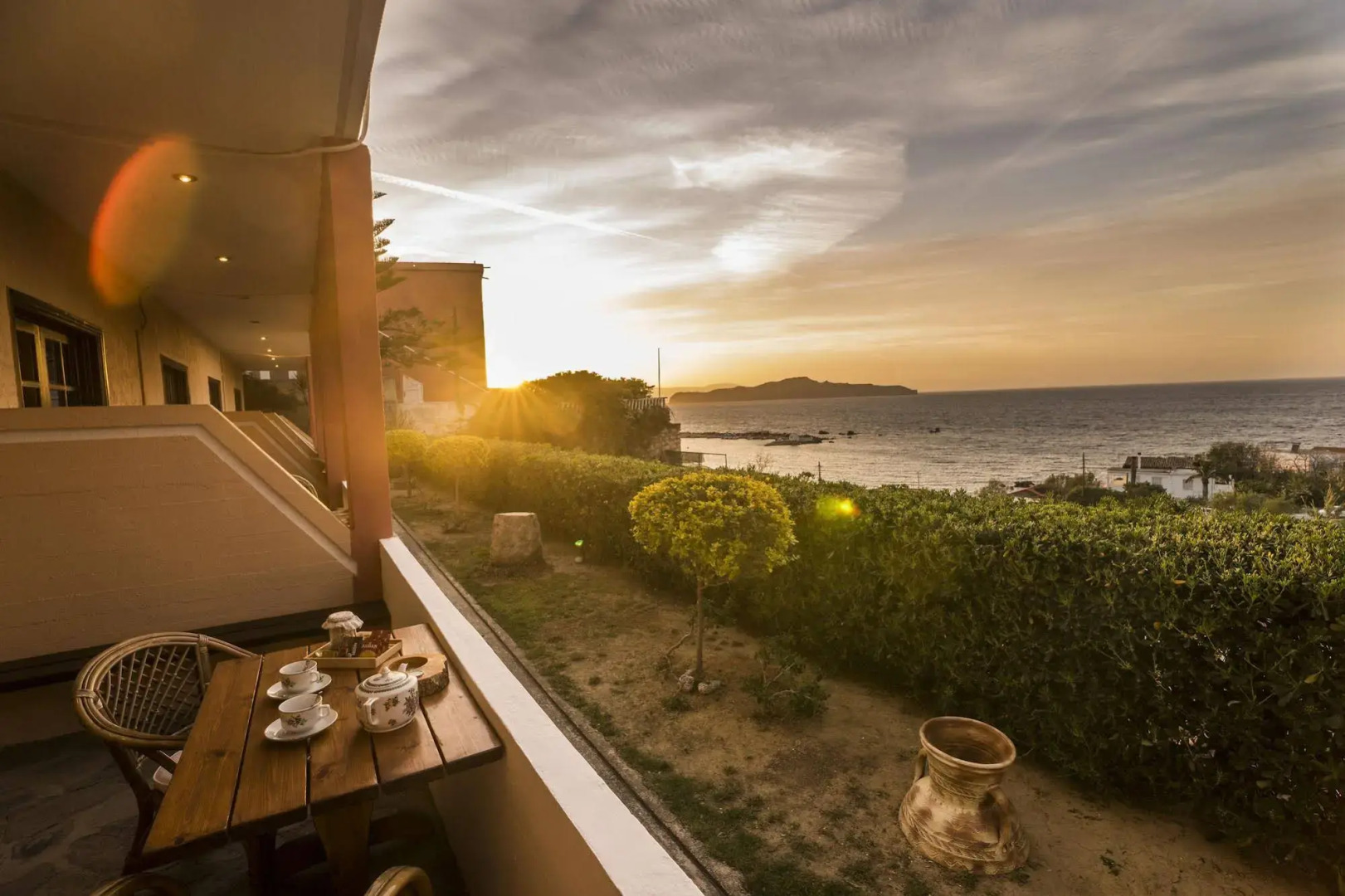 Villa Georgia Apartments & Suites