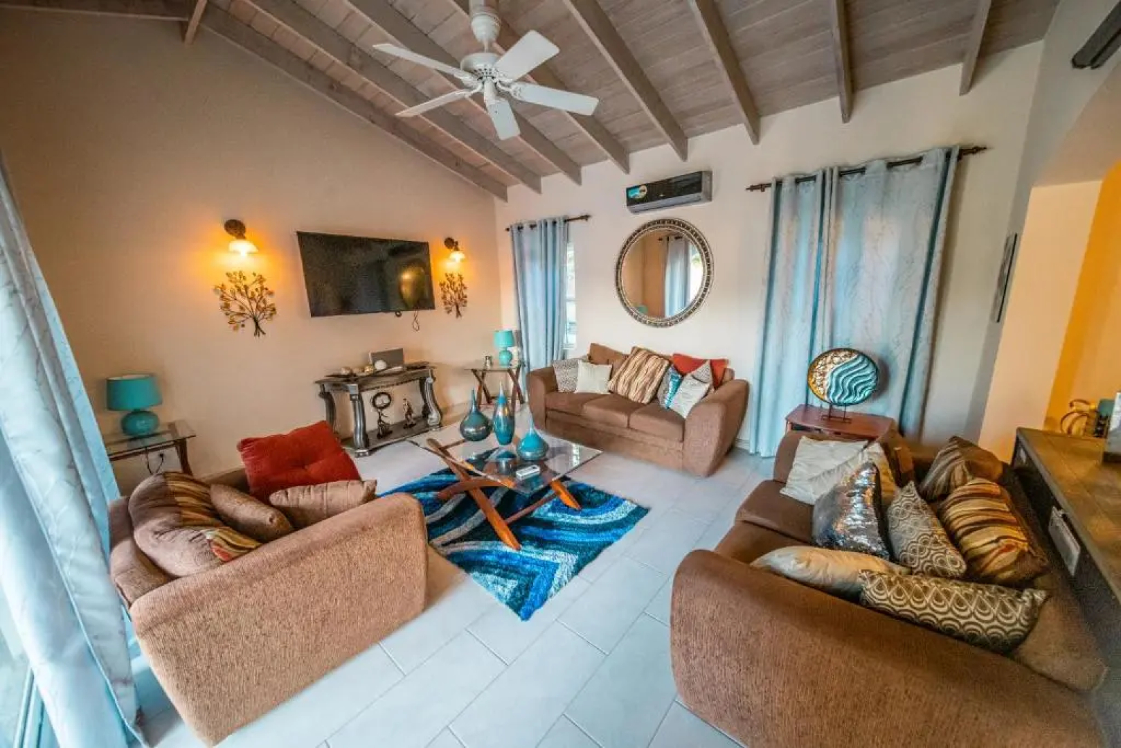 Sweet Home Grenada Caribbean, Vacation Rental