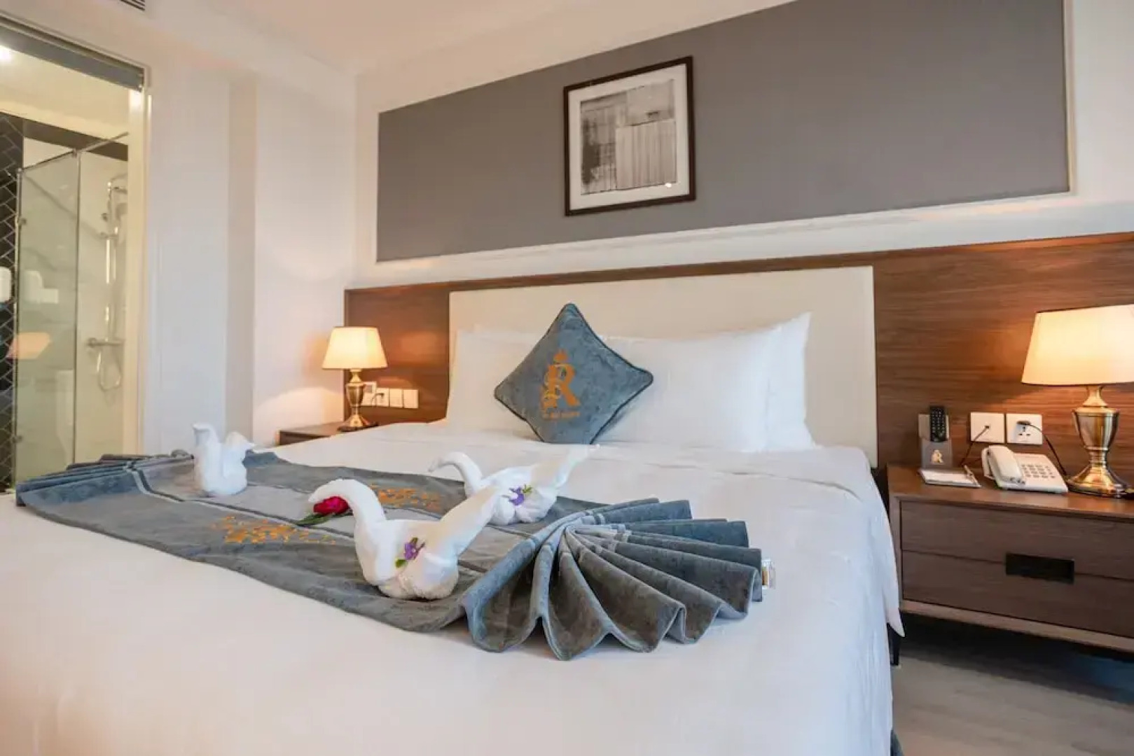 Rex Quang Binh Hotel