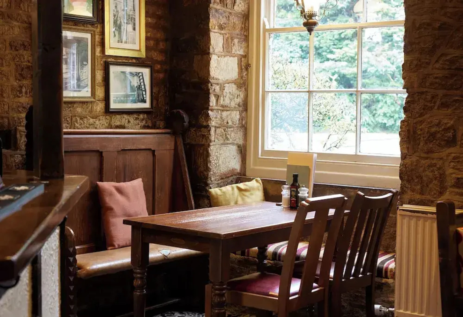 Hunters Hall Tetbury by Greene King Inns