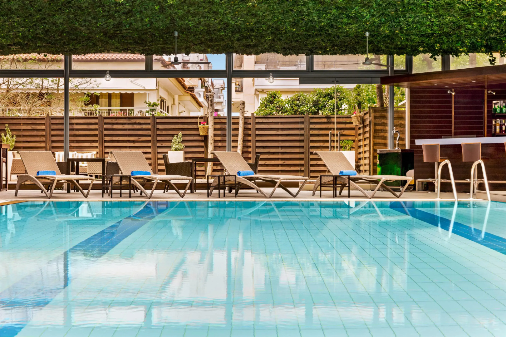 Отель Zeus Thessaloniki Lazart