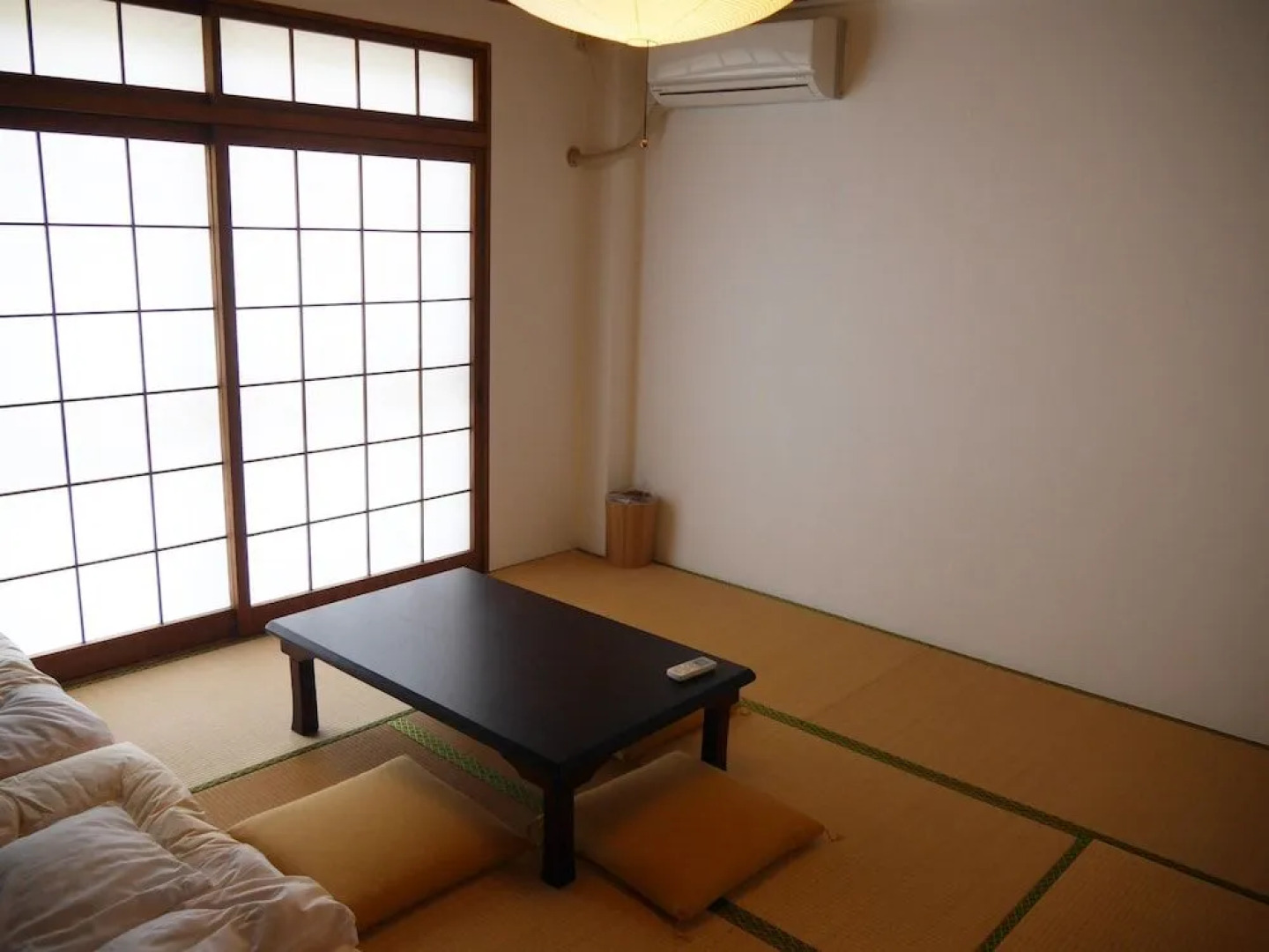 J-Hoppers Lake Biwa Guesthouse