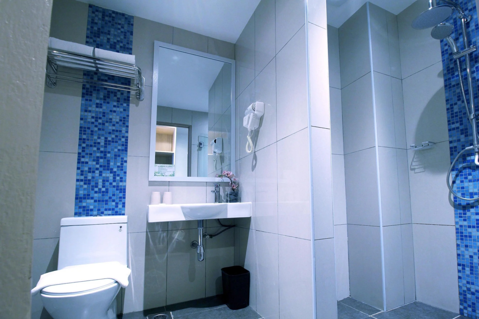 Pacific Express Hotel Chinatown