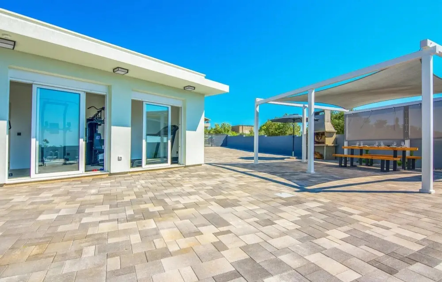 Awesome Home in Vrsi With 3 Bedrooms, Wifi and Outdoor Swimming Pool