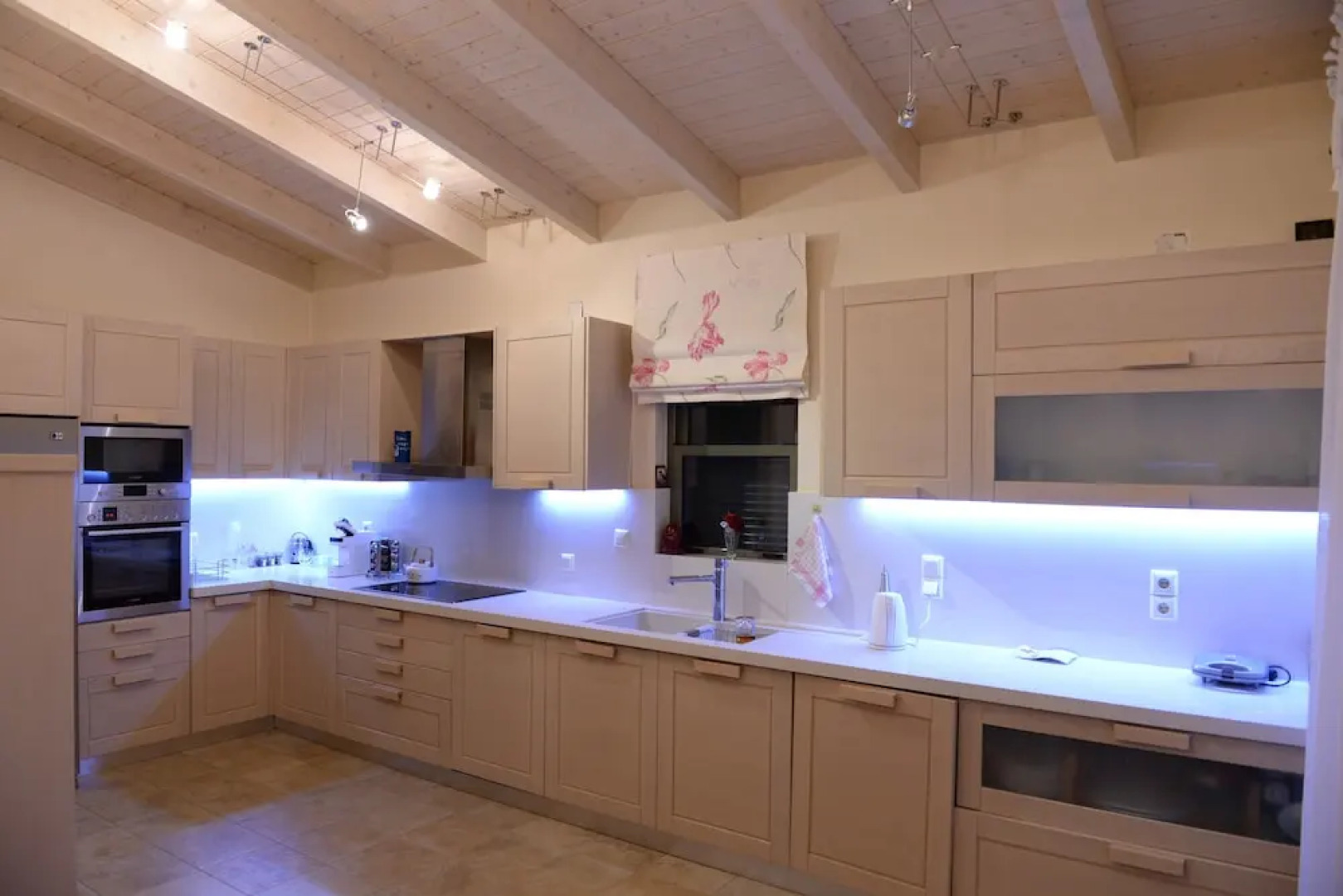 Paralia Patras - Villa Elia