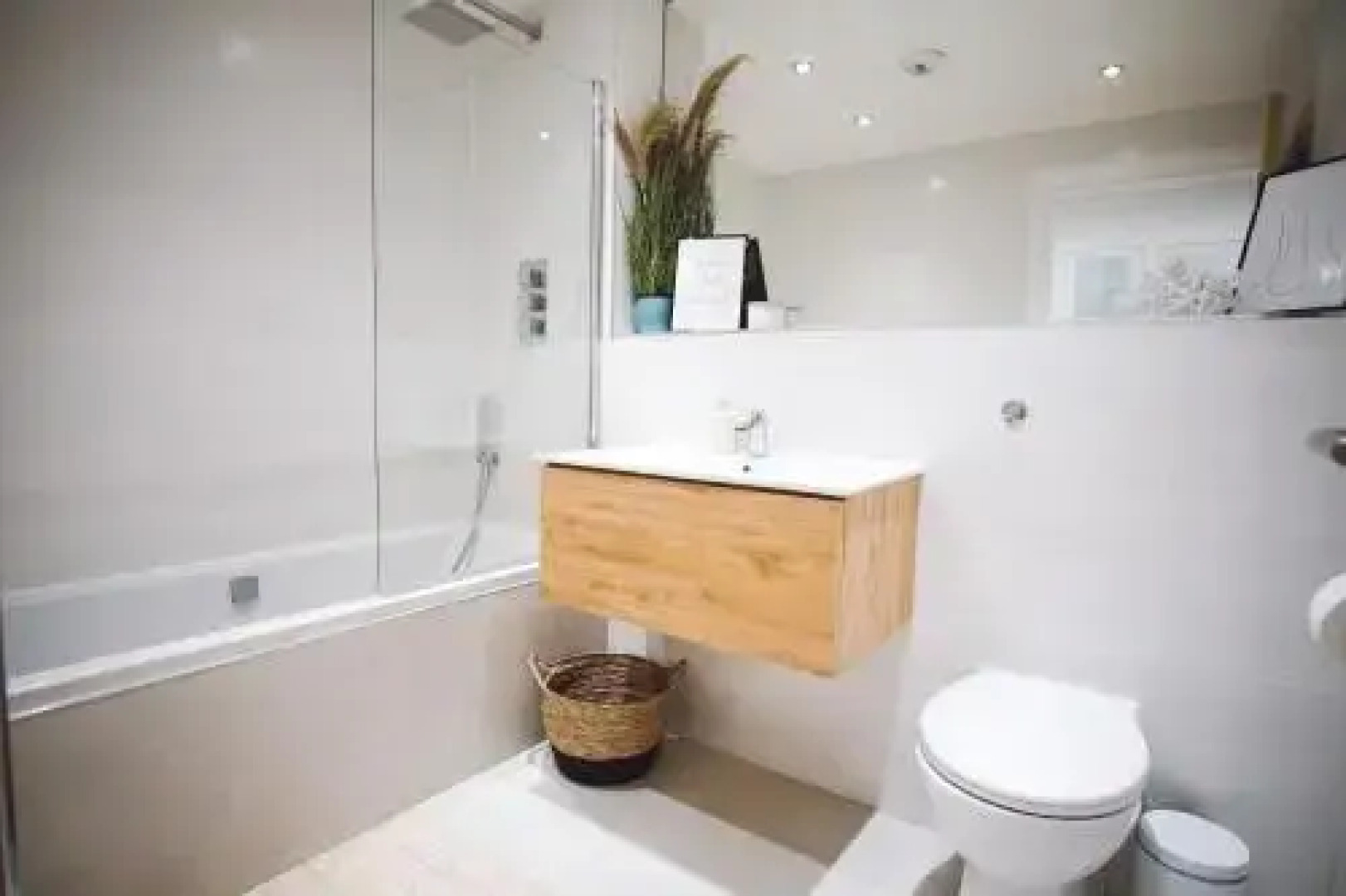 23 Horizons apartment