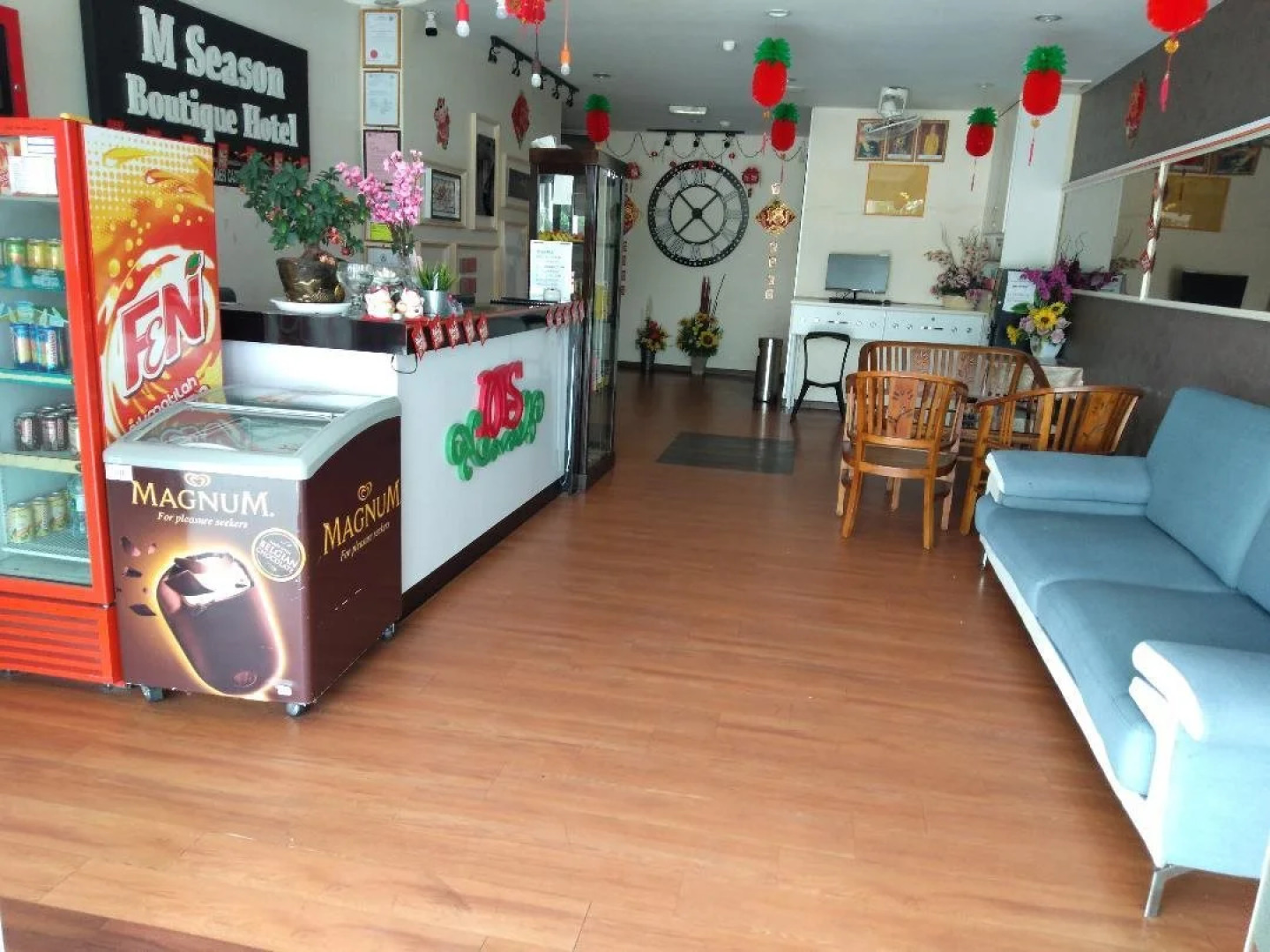 M Season Boutique Hotel