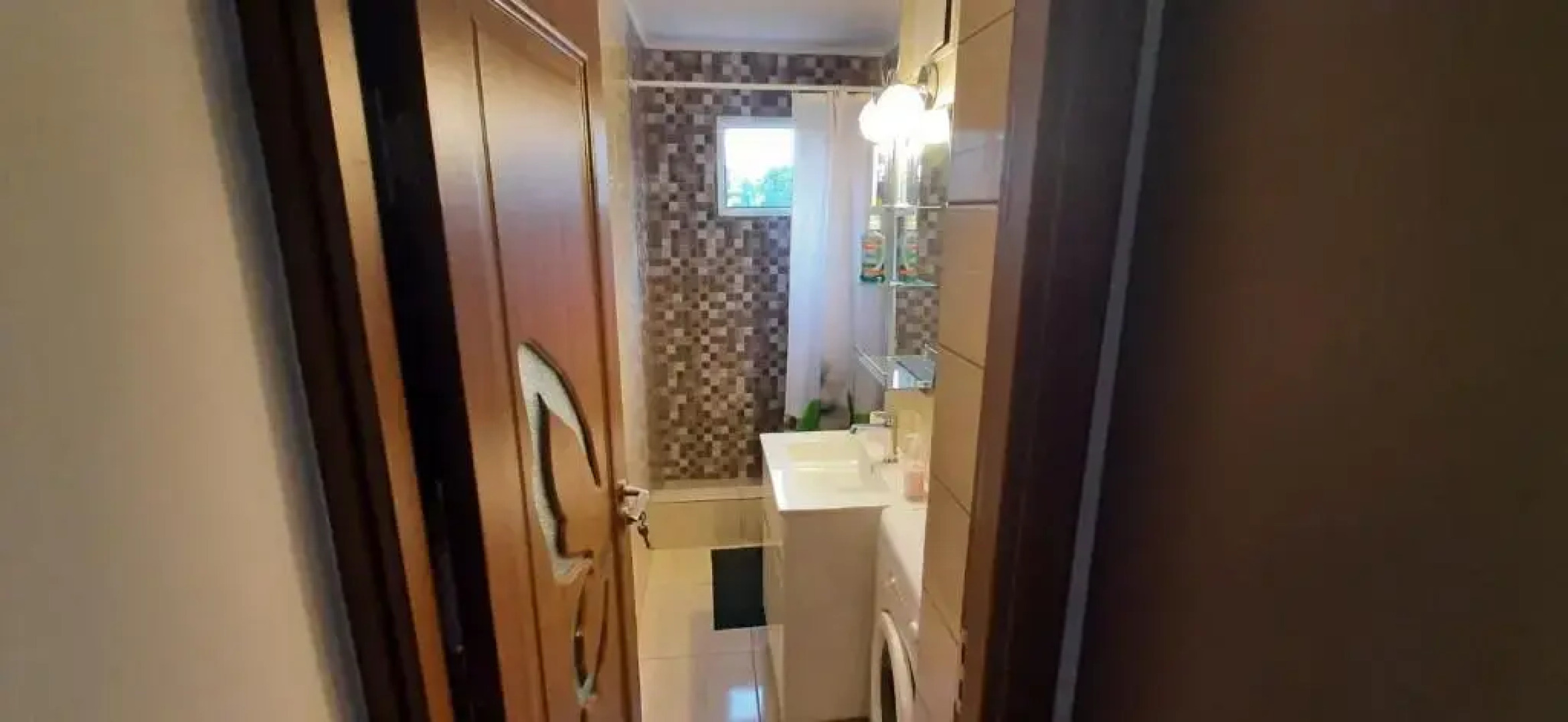 Apartament Gabi Strada Rozelor Etaj 2