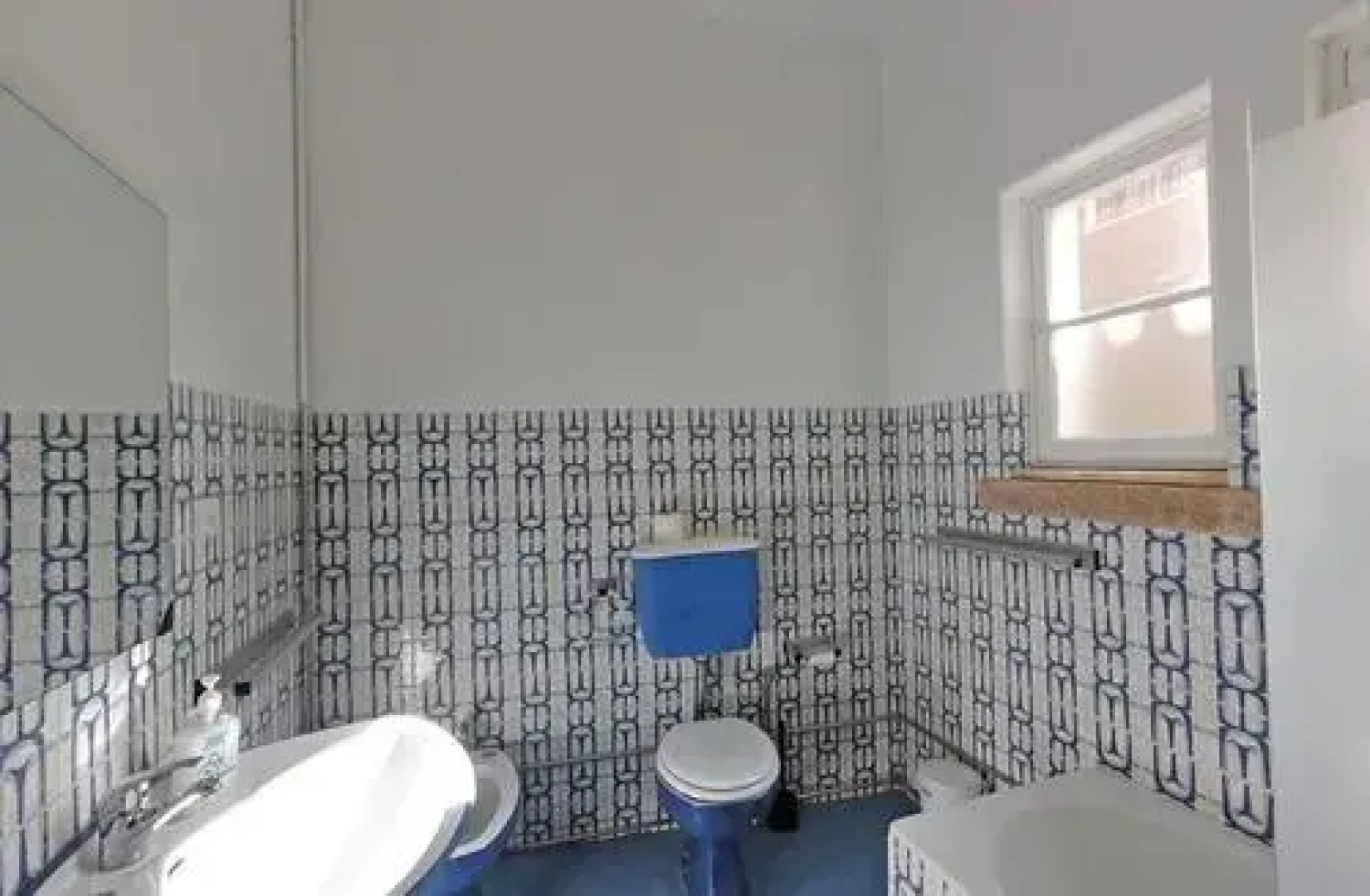 Surfivor Porto Surf Hostel