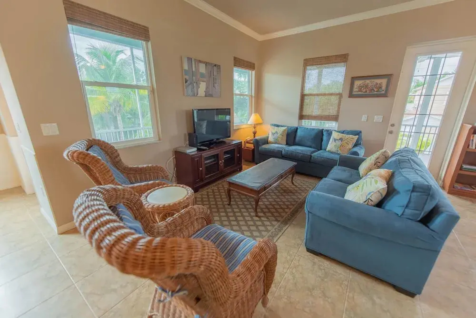 Pelican Villa Apartment 4