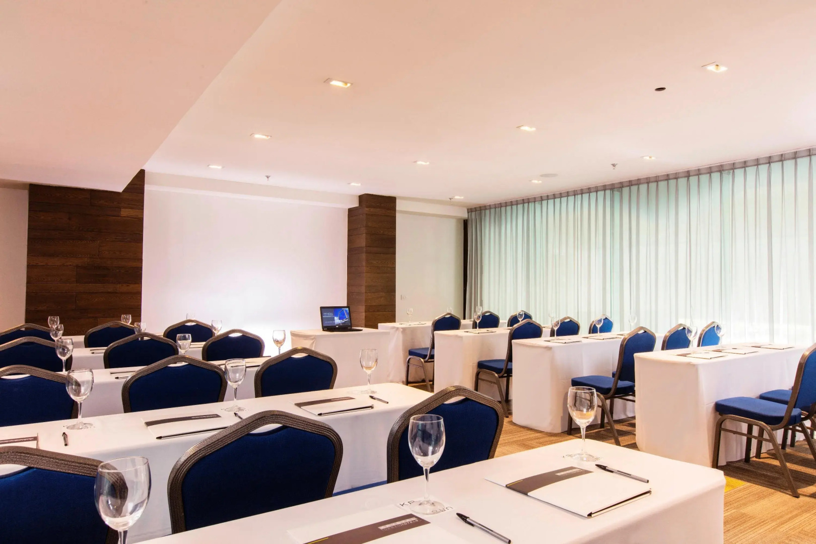 Krystal Urban Guadalajara