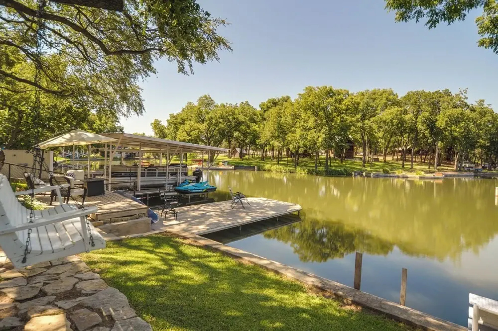 Waterfront Lake LBJ Cabin w/ Private Dock!