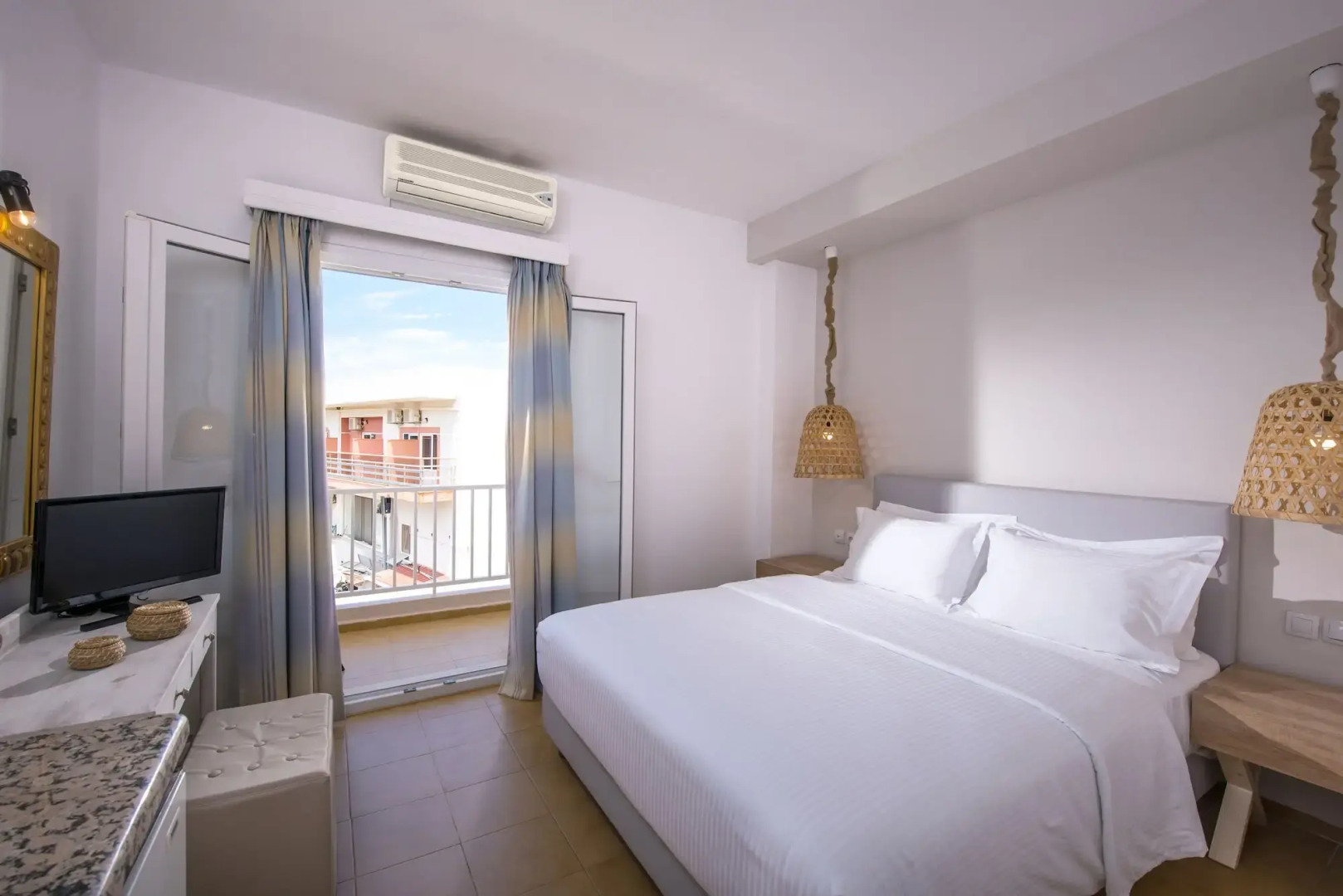 Mistral Hotel - Adults Only