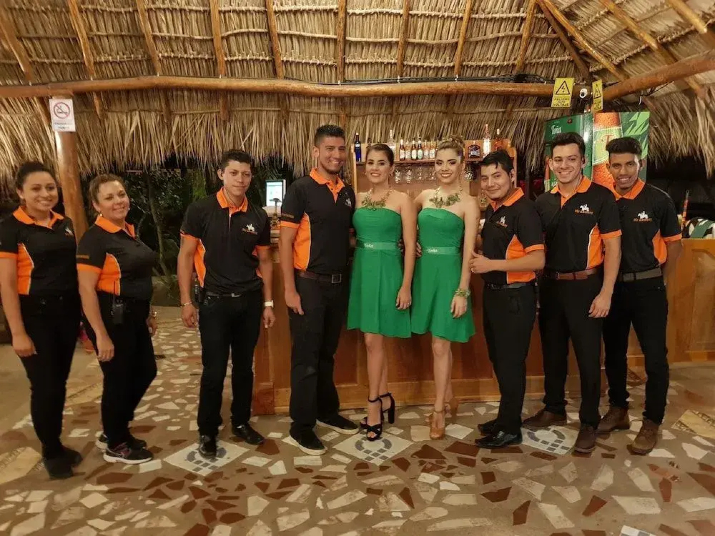 Mr Cowboy hotel y restaurante