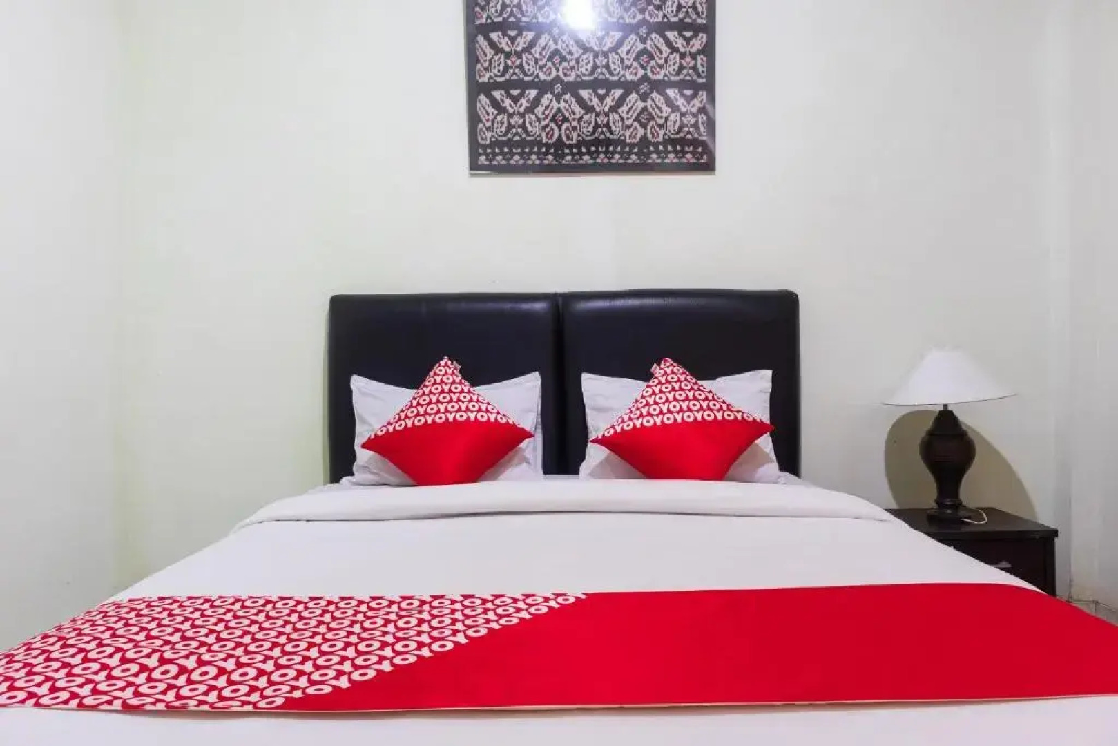 Super OYO 1682 Greenia Hotel