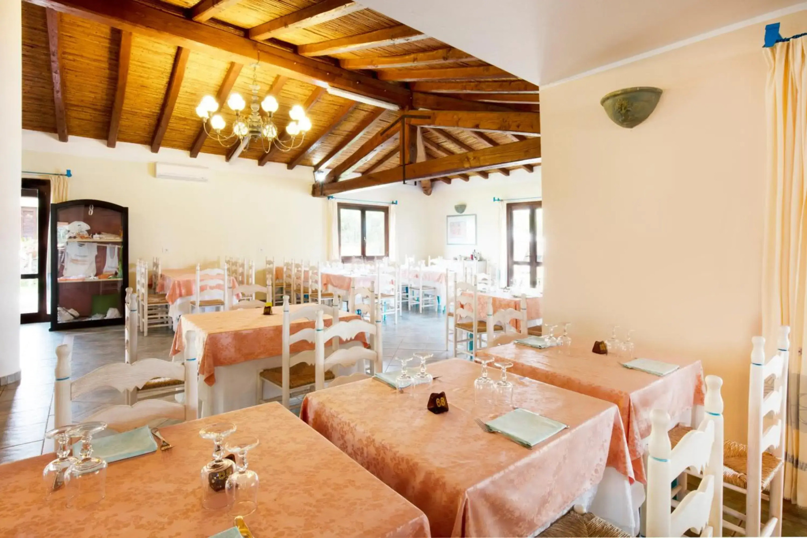 Li Suari Club Village