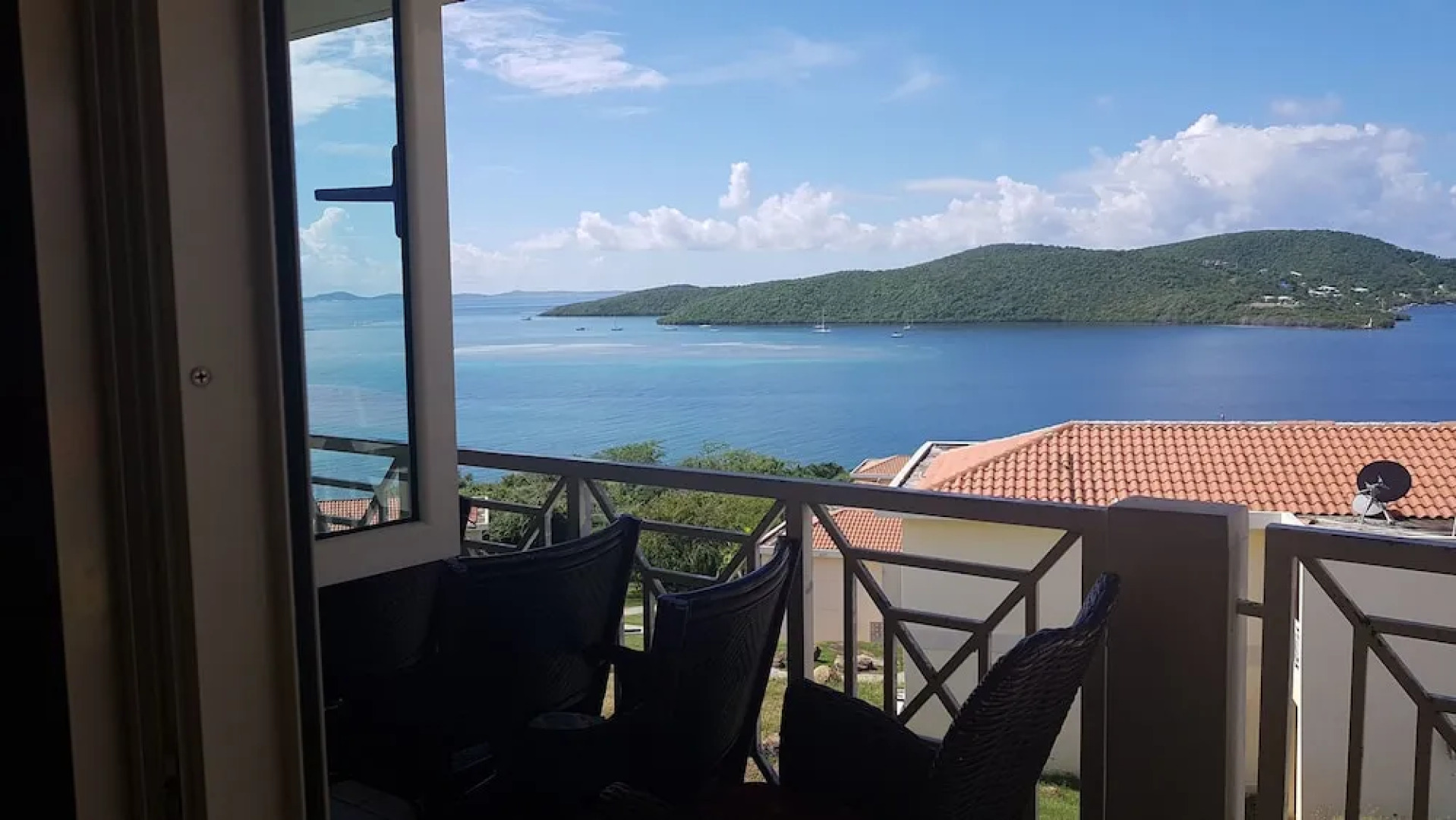 Costa Bonita Beachfront Villas