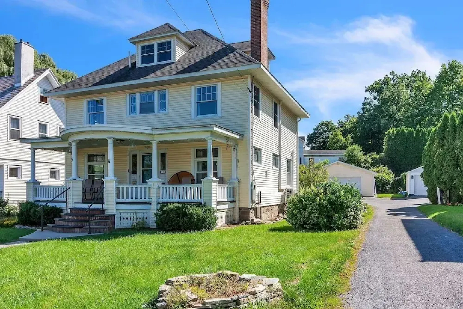 Cozy Trotter 4 Bedroom Home