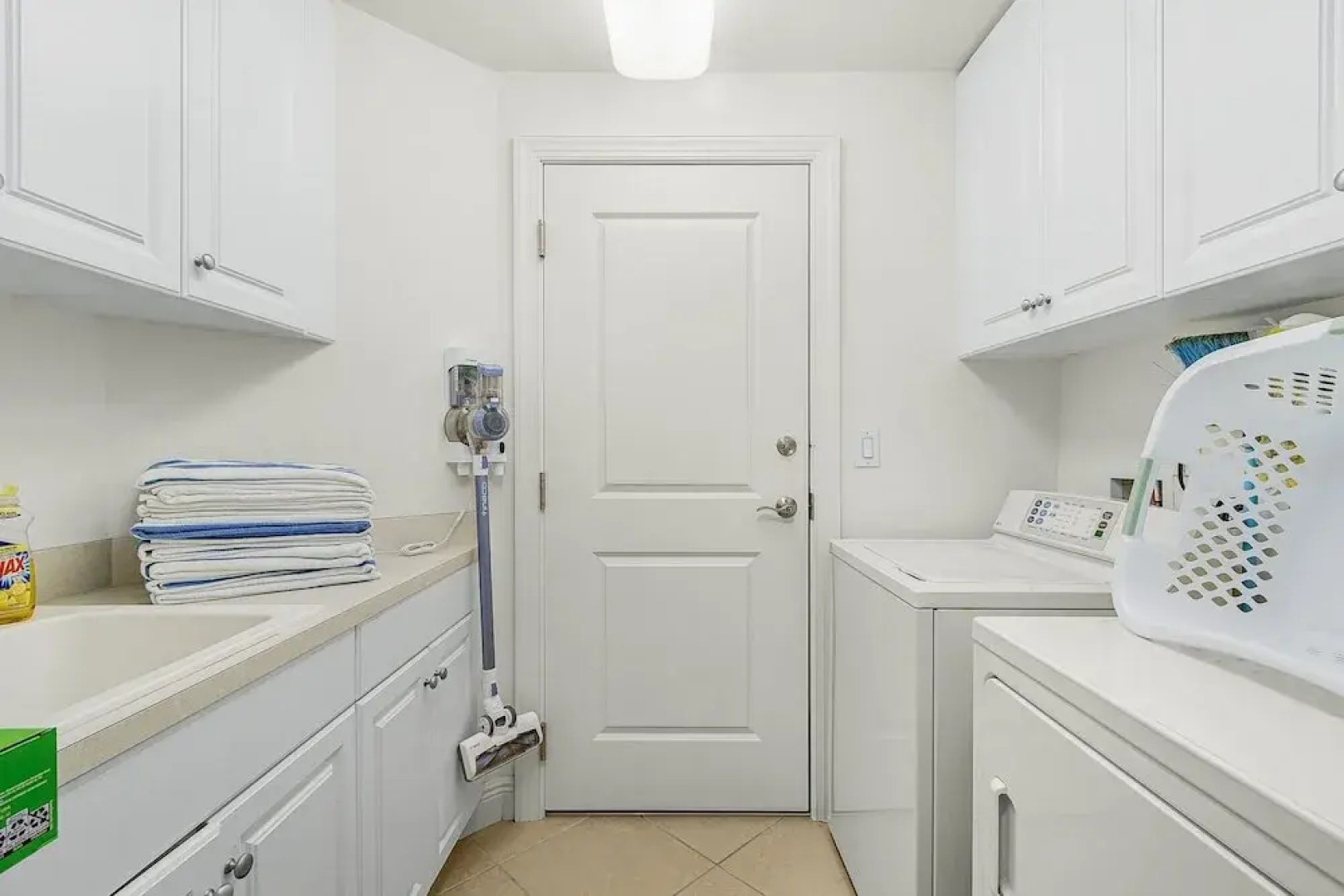 Waterside #835: Bayscape Bliss 3br/2ba Condo W/ Pool! 3 Bedroom Condo