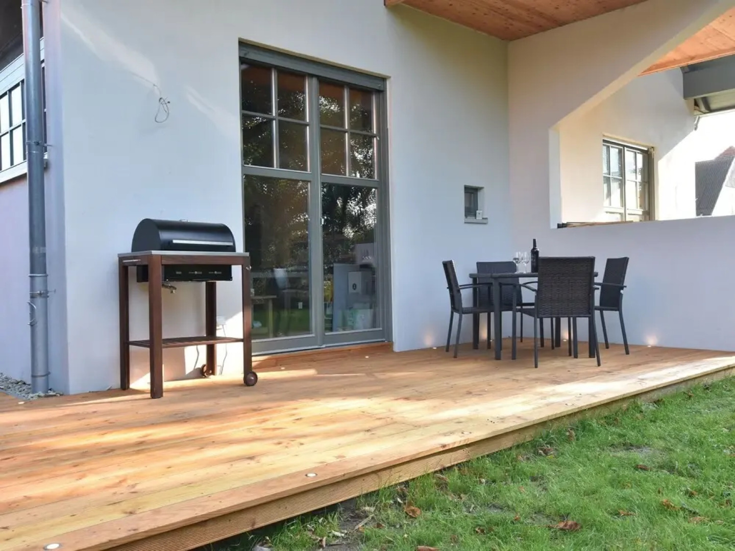 Vintage Apartment with Garden in Steffenshagen