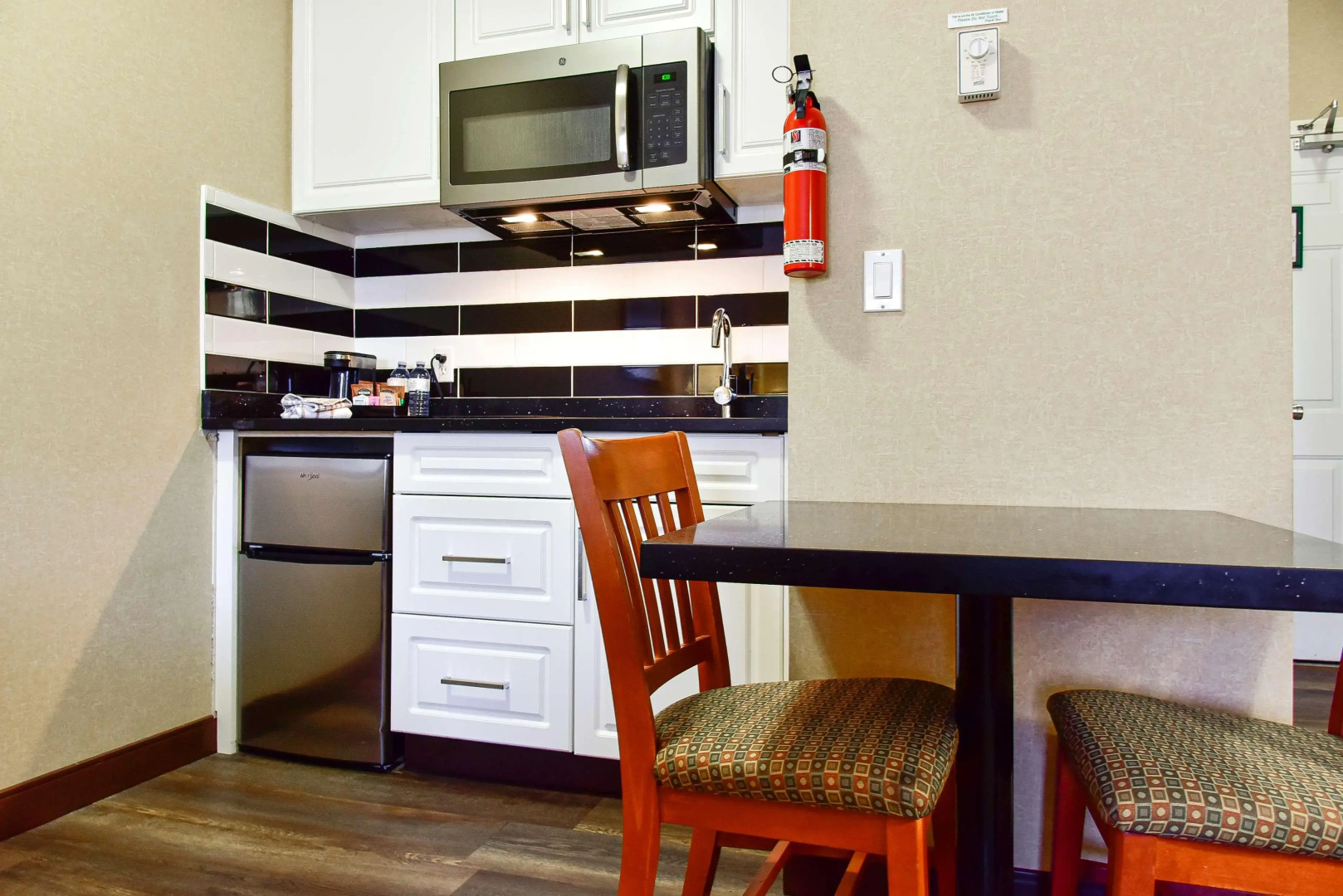 Best Western Plus Osoyoos Hotel & Suites