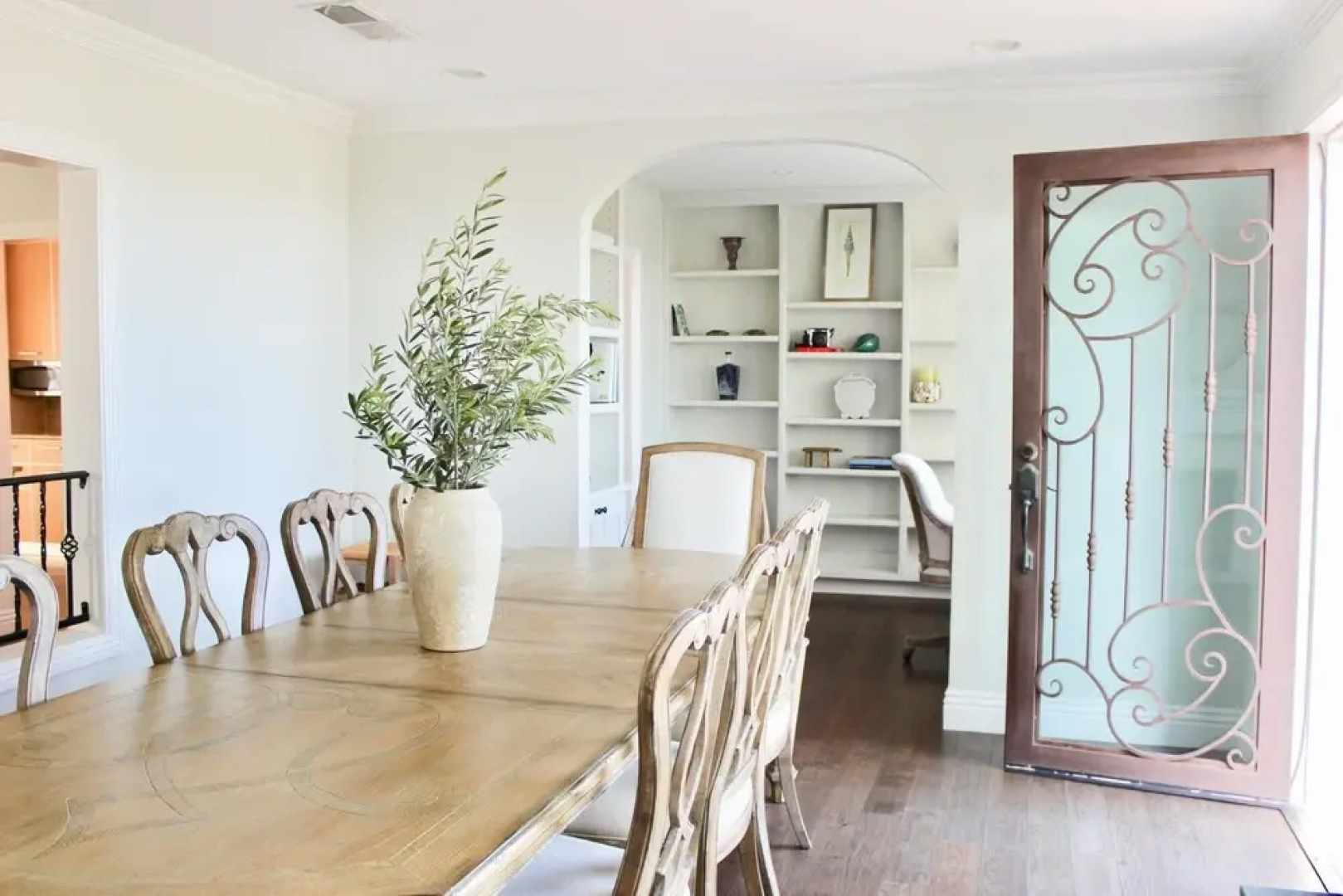 PCH 7 in Malibu With 3 Bedrooms and 2 Bathrooms