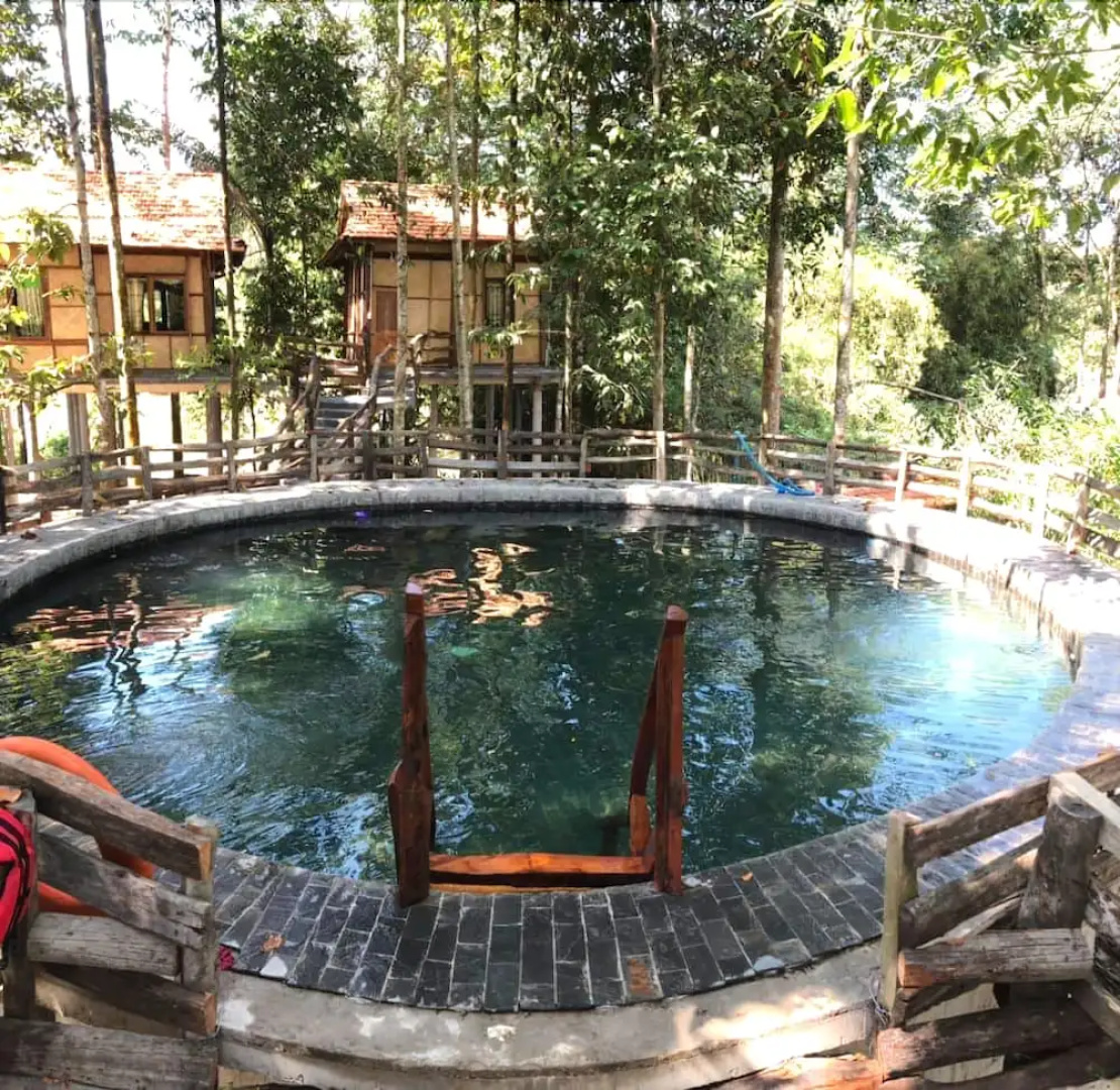 Green Bamboo Lodge