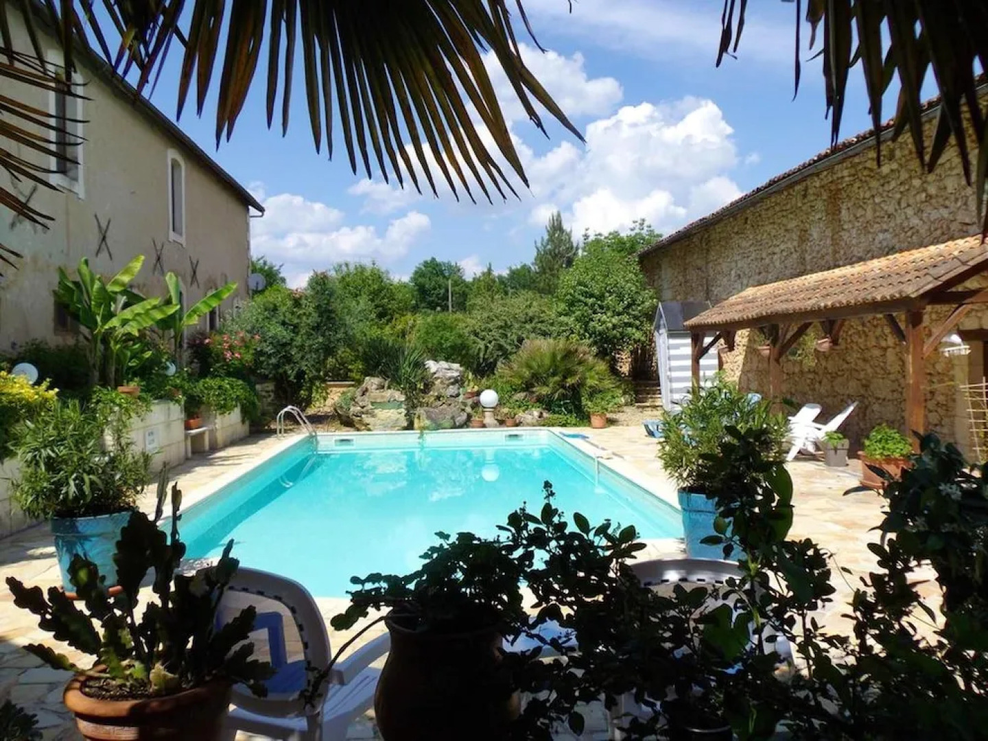 House With 4 Bedrooms in Saint-front-de-pradoux, With Shared Pool and Furnished Garden