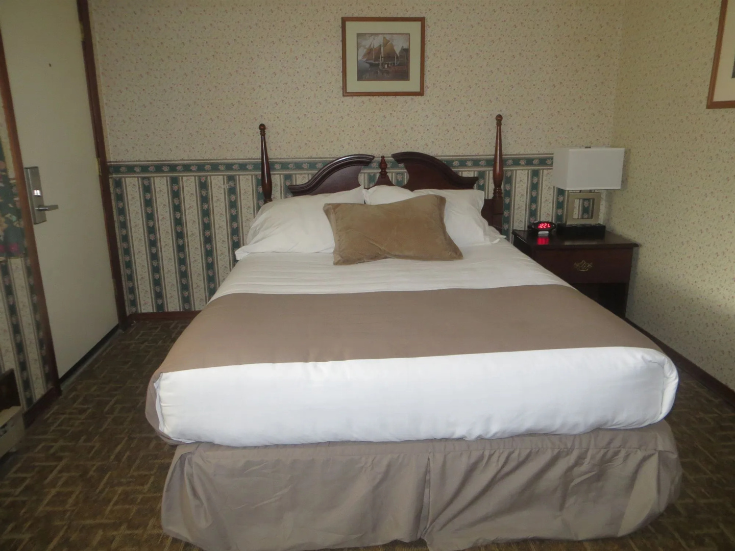 Coachman Inn