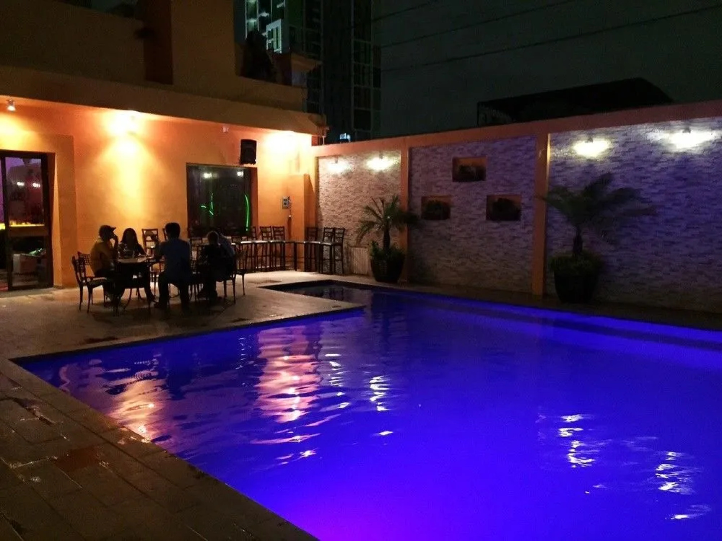 Hotel Grand Reyes