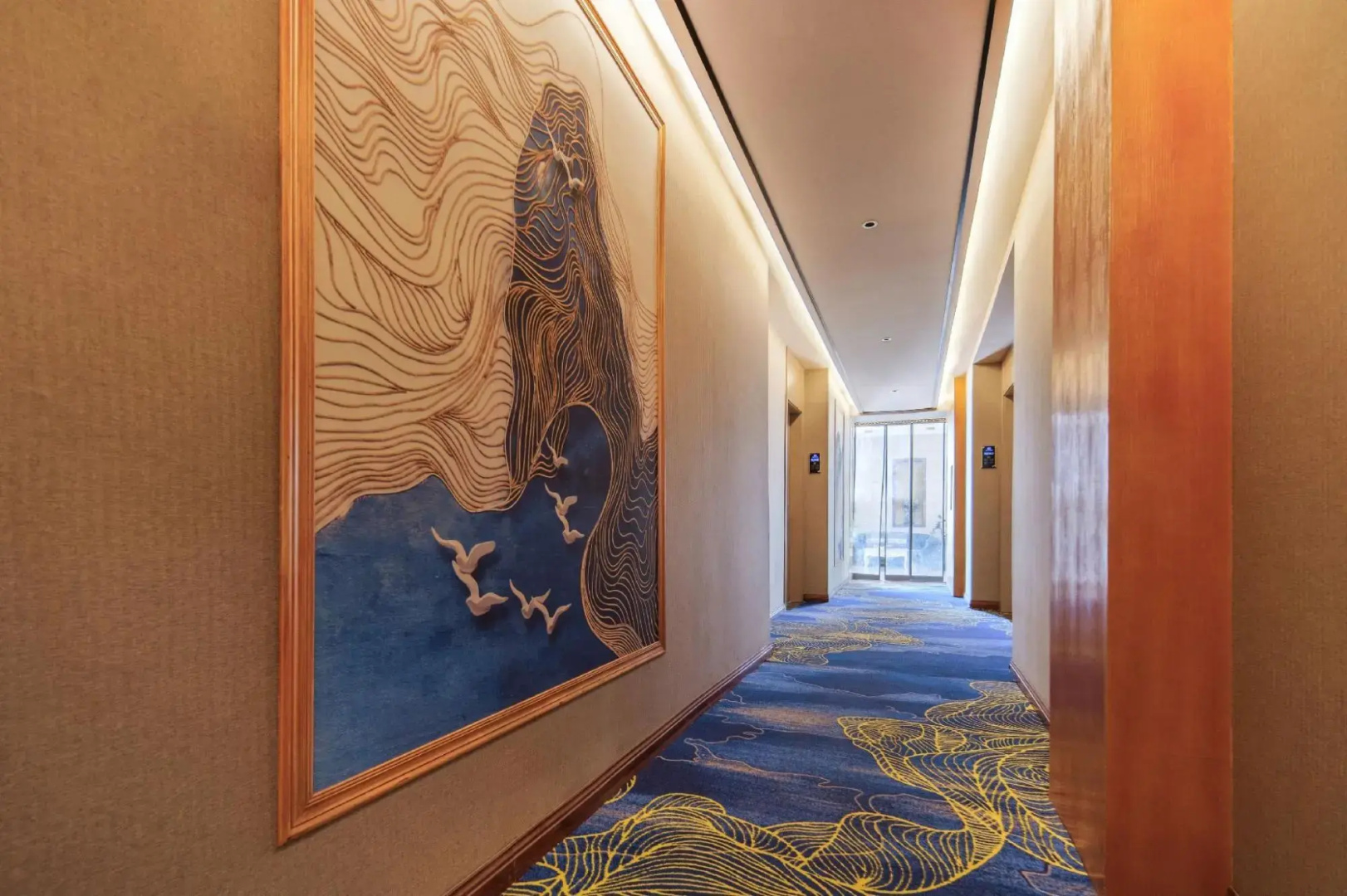 Neijiang Riverside Garden Hotel